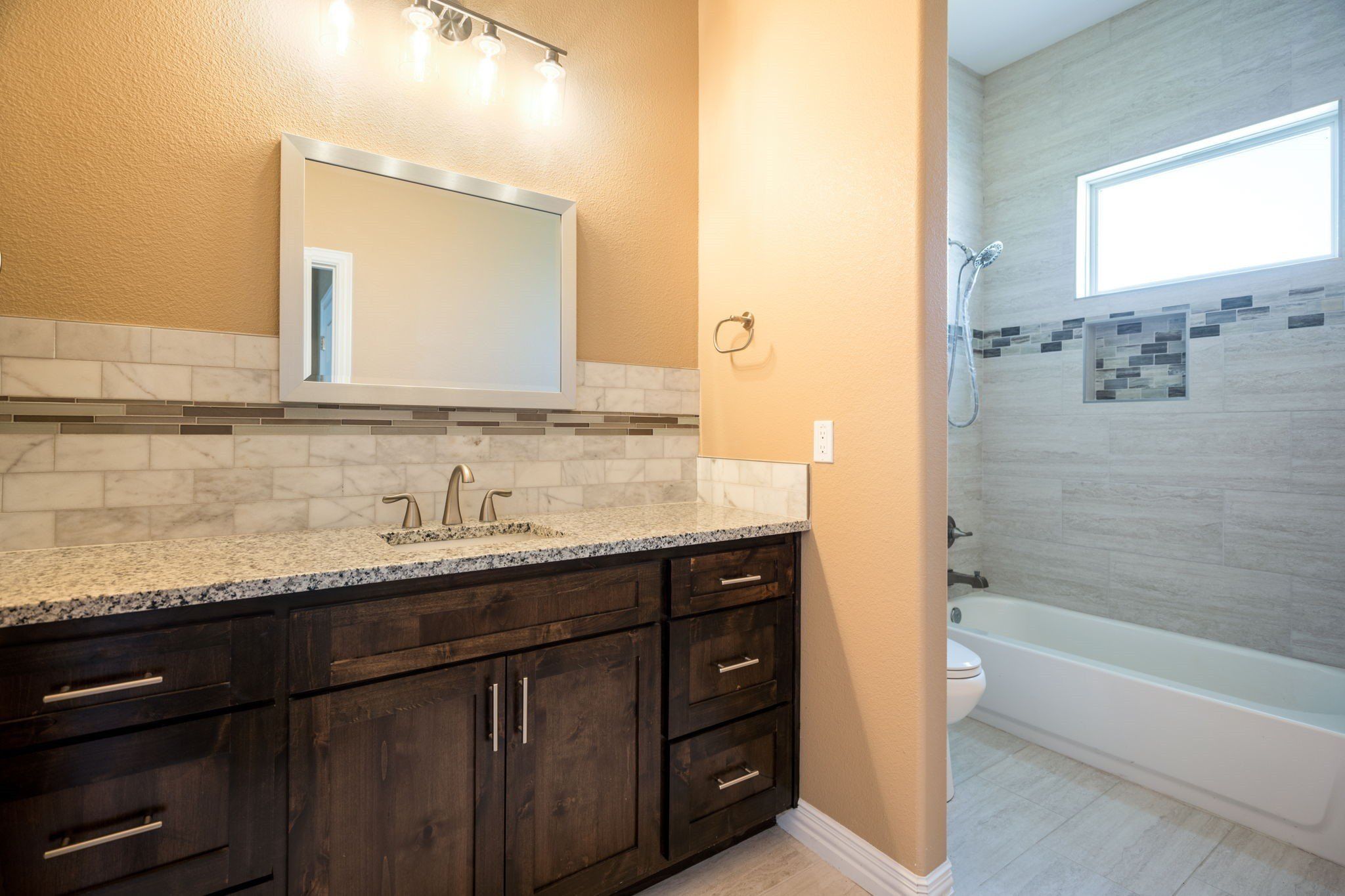 350 Farrar Road. Waxahachie, TX 75165