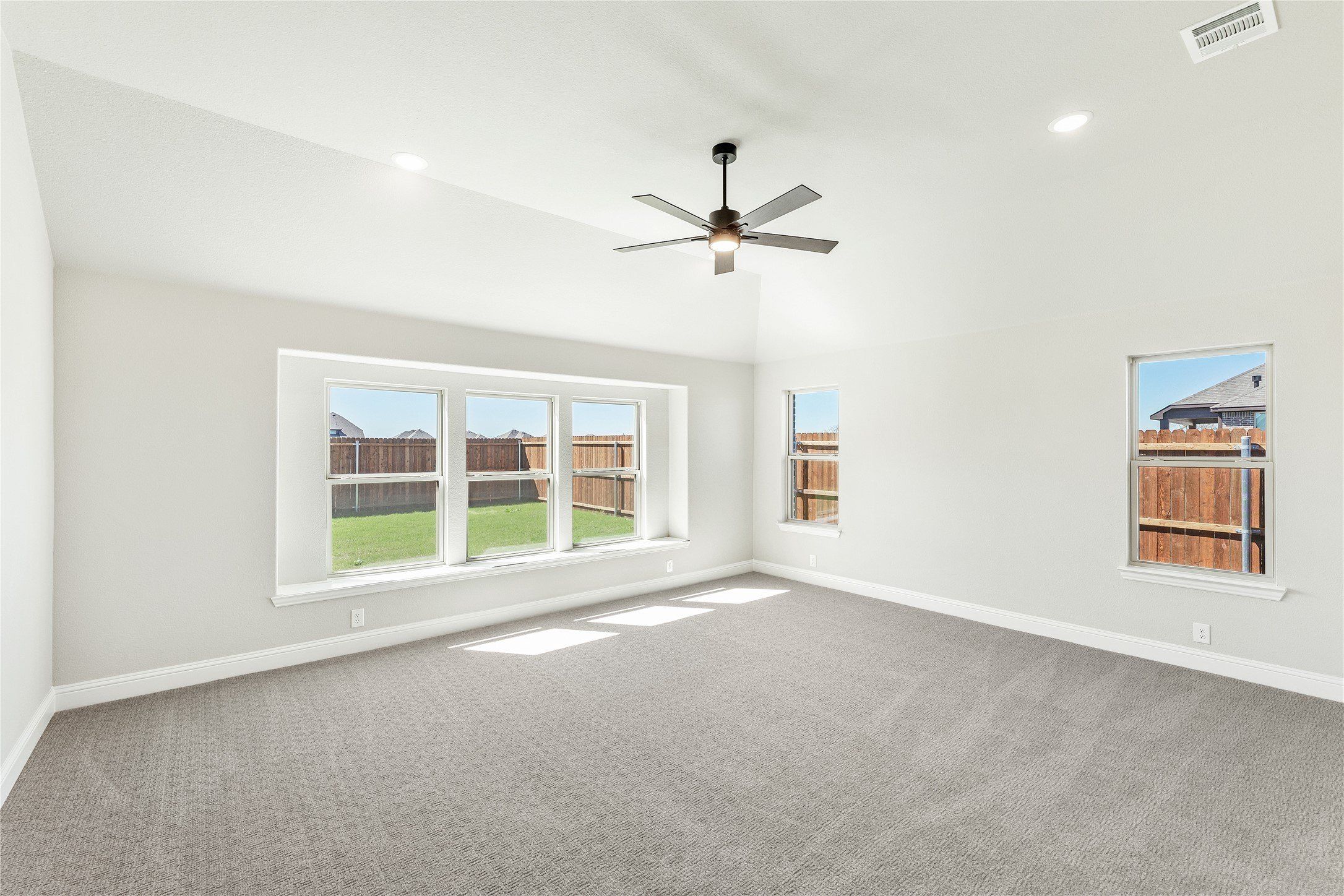 908 Lasalle Drive. Red Oak, TX 75154