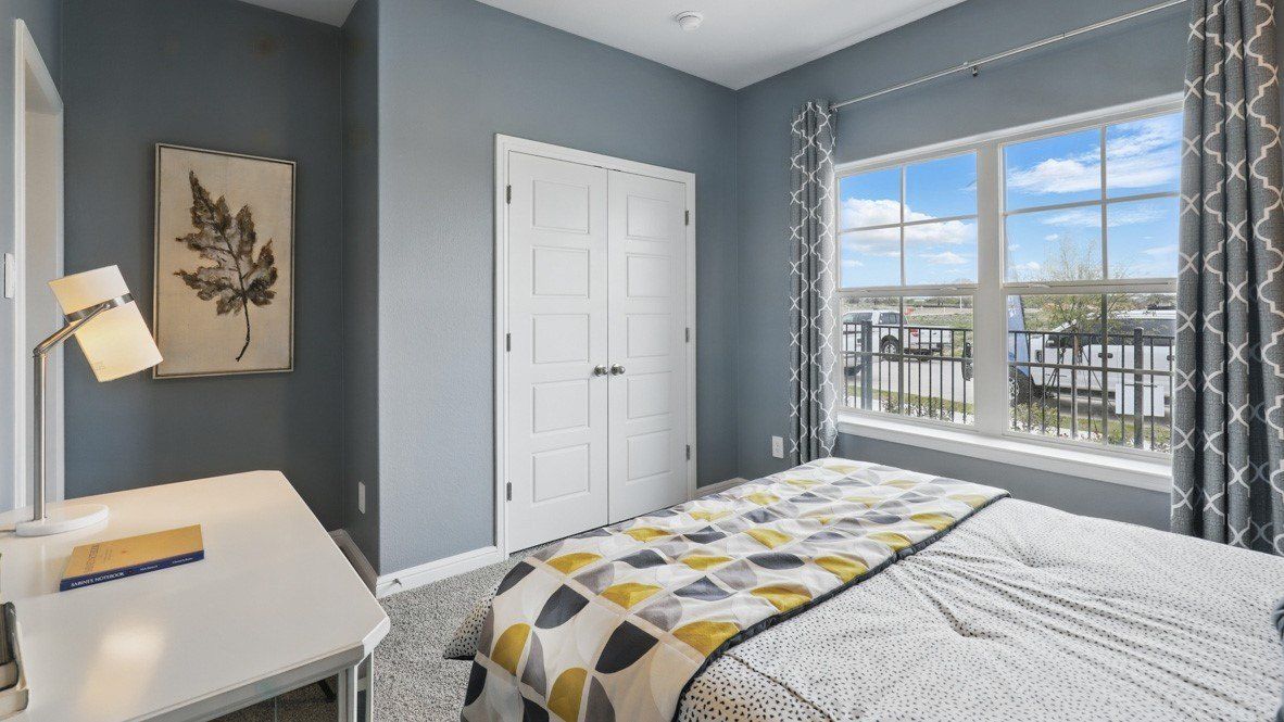 404 Sunday Silence Way. Granbury, TX 76049