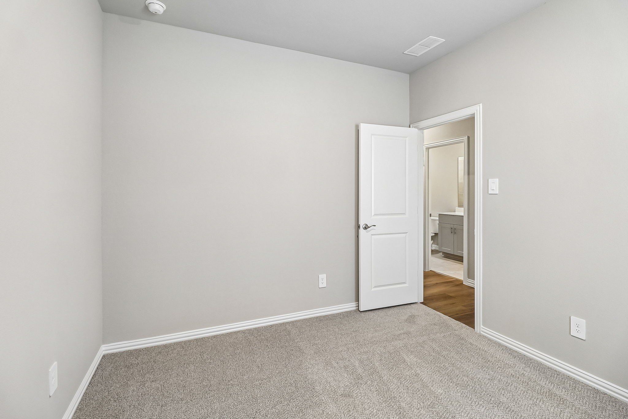3216 Dustbend Plaza. Fort Worth, TX 76179