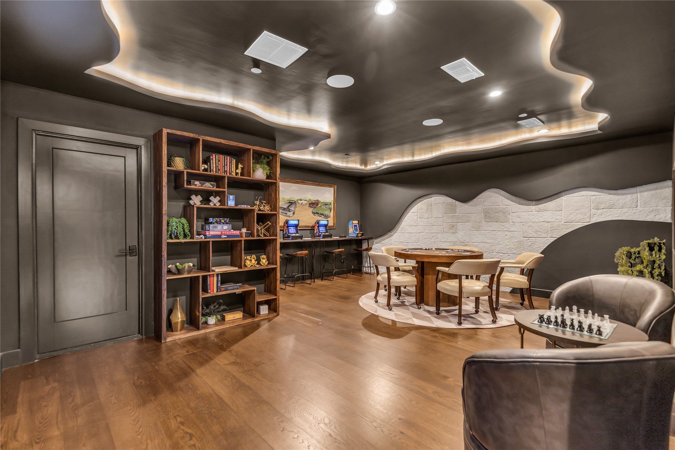 1125 W Blondy Jhune Road. Lucas, TX 75002