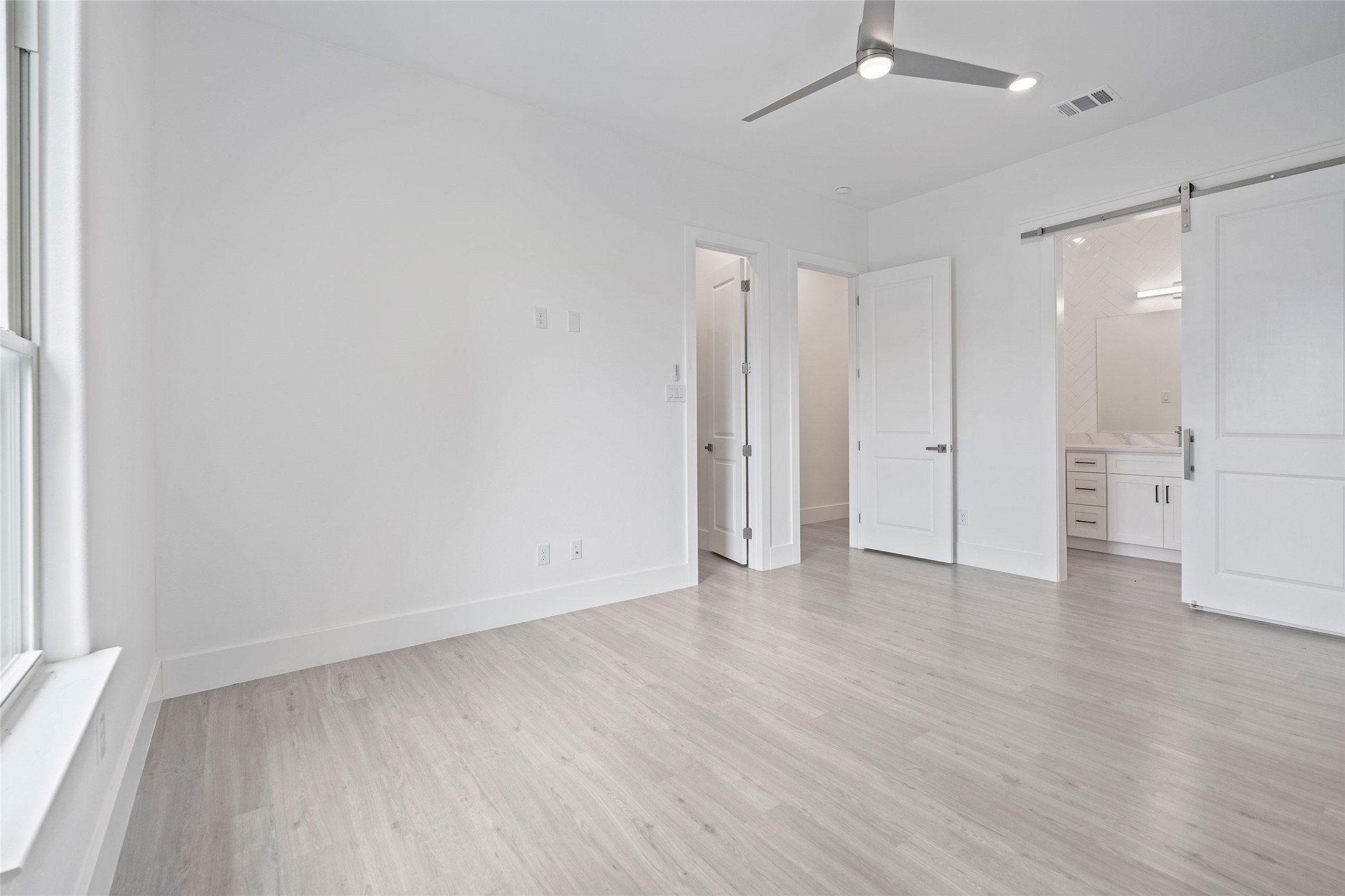 7611 Awadi Court. Arlington, TX 76001