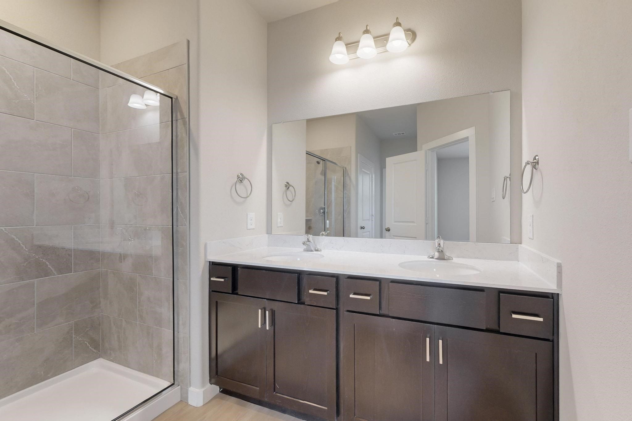1516 Starlight Trail. Mesquite, TX 75181