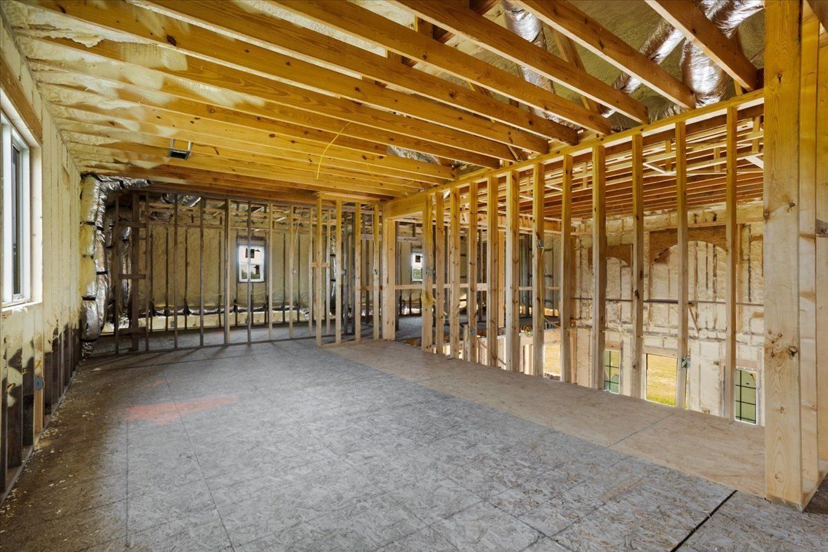 2463 County Road. Savoy, TX 75479