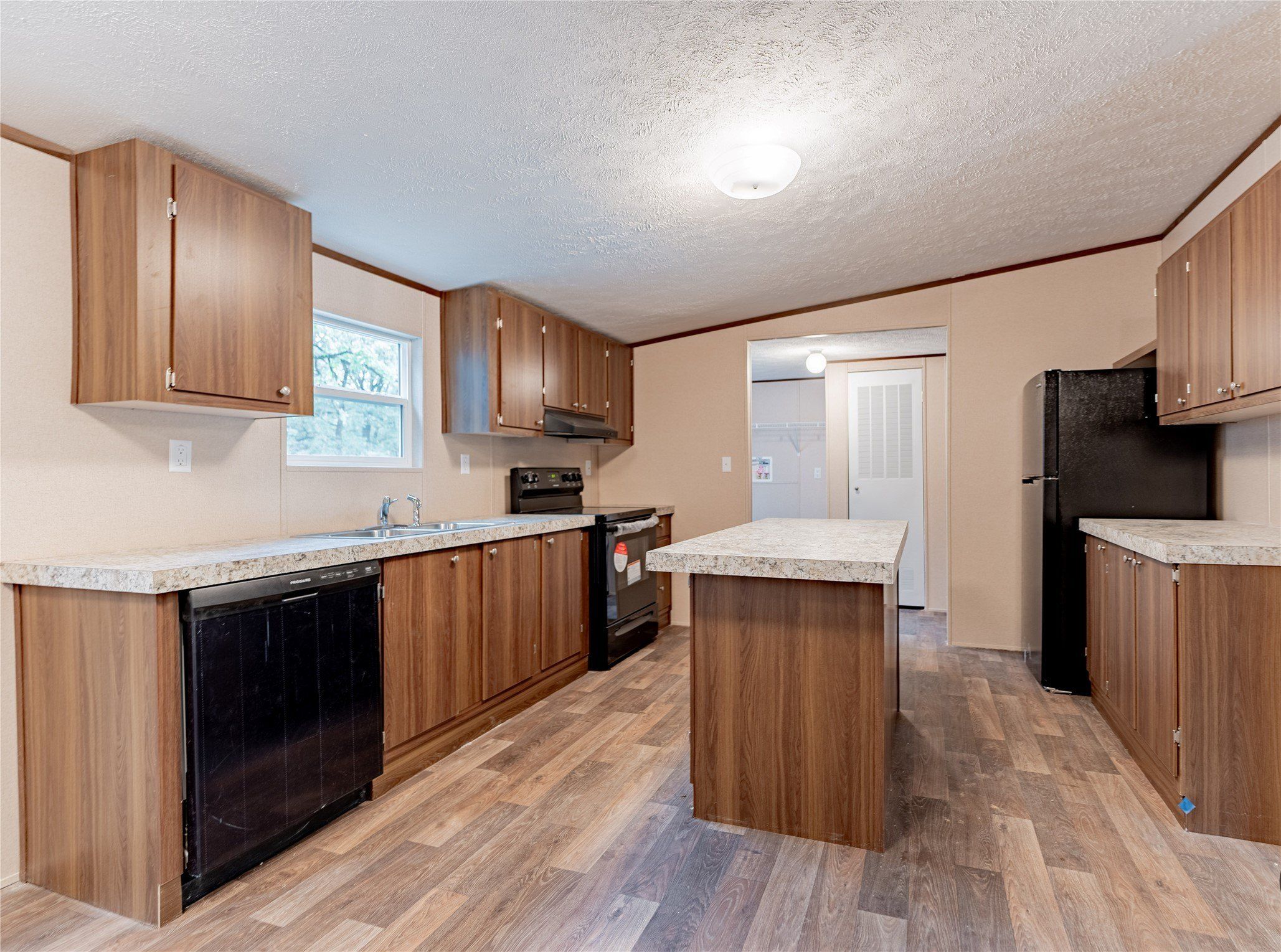 200 Pecos Drive. Mabank, TX 75156