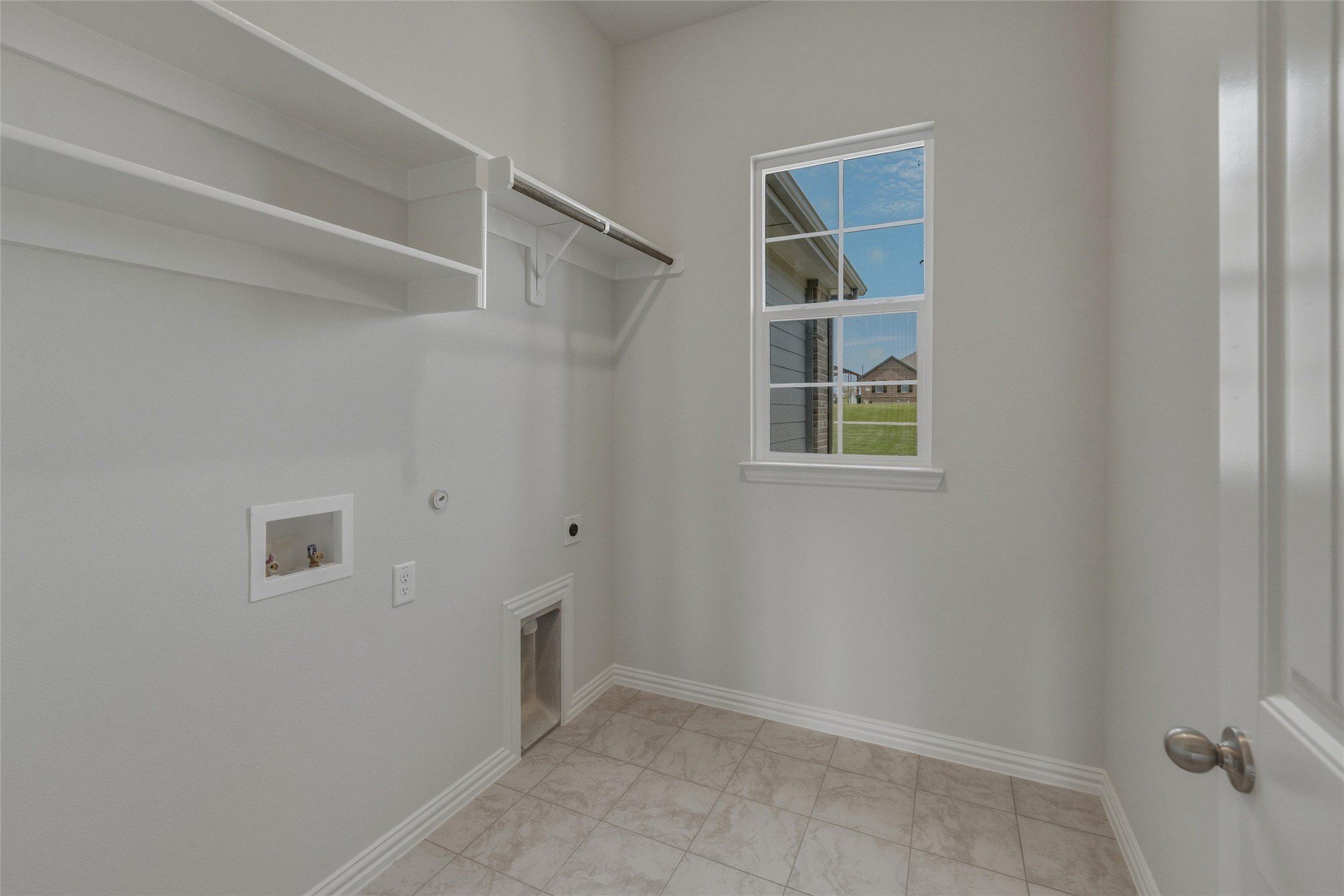 136 Hillview Trail. Decatur, TX 76234