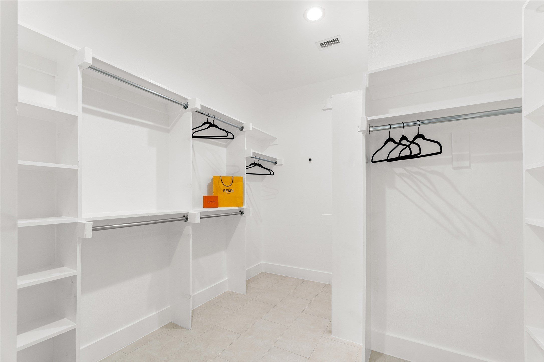 3321 Coronet Boulevard. Dallas, TX 75212