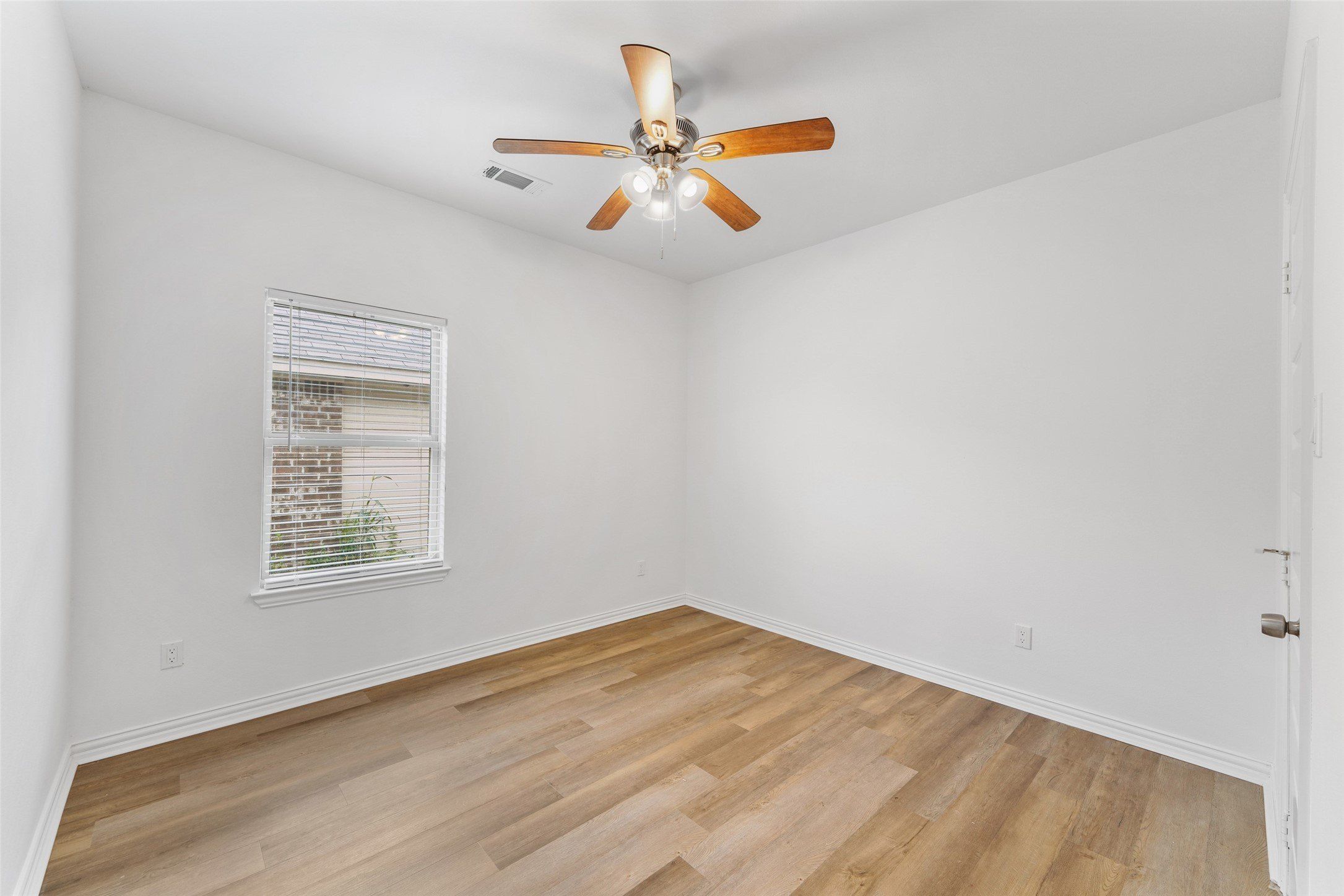 505 Melody Circle. Kaufman, TX 75142