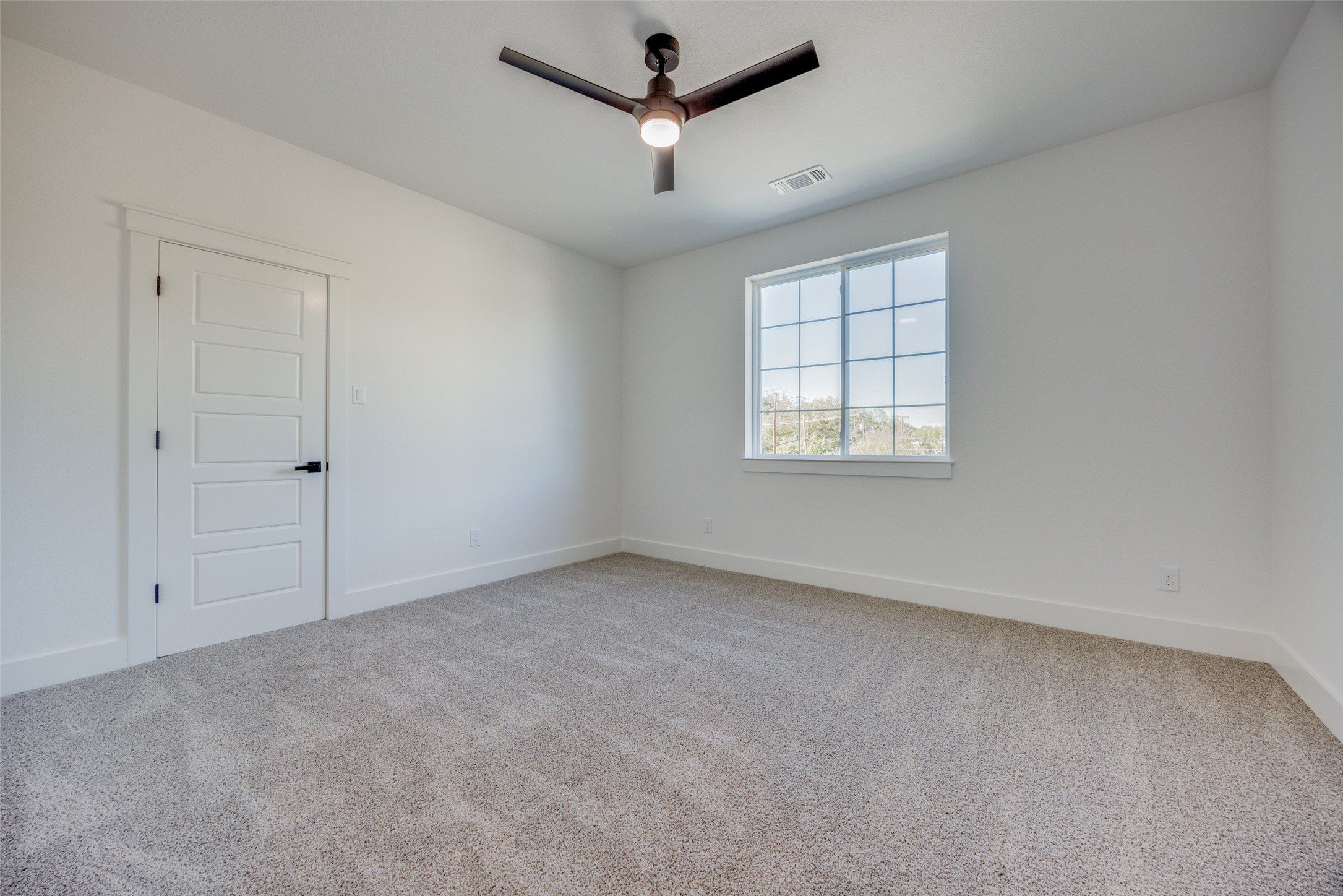 430 W Munson Street. Denison, TX 75020