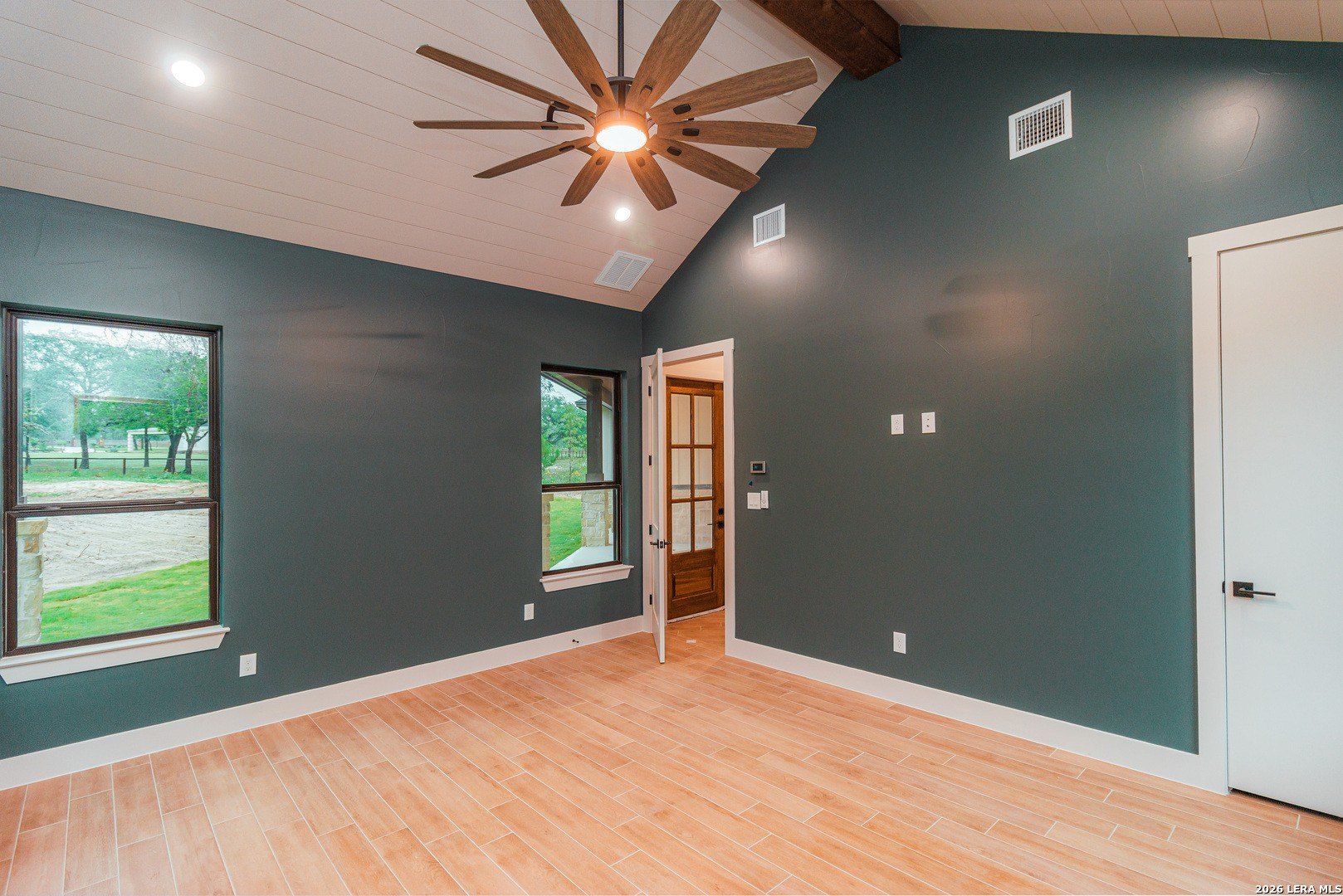 104 Reserve Court. La Vernia, TX 78121