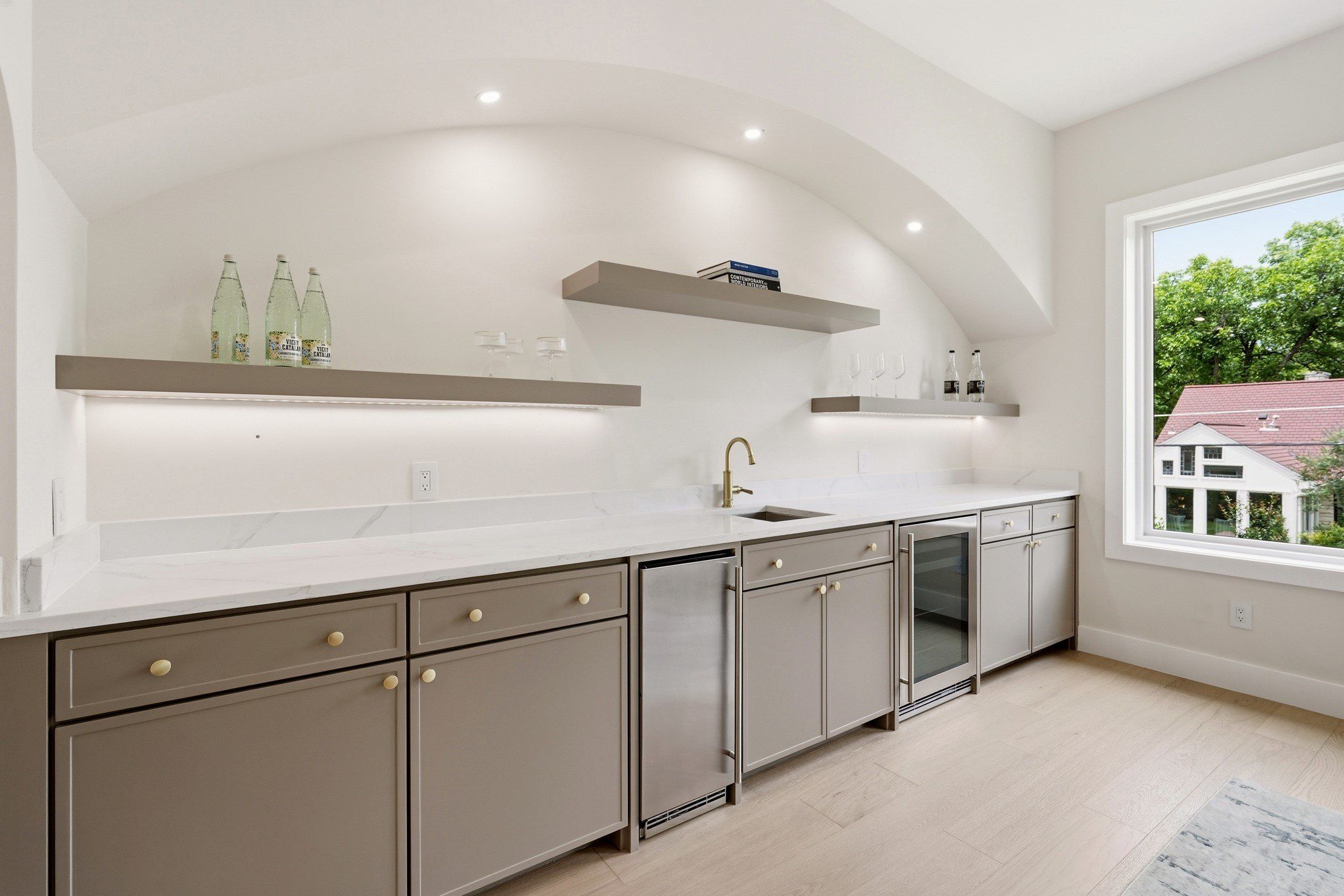 6055 Ellsworth Avenue. Dallas, TX 75206