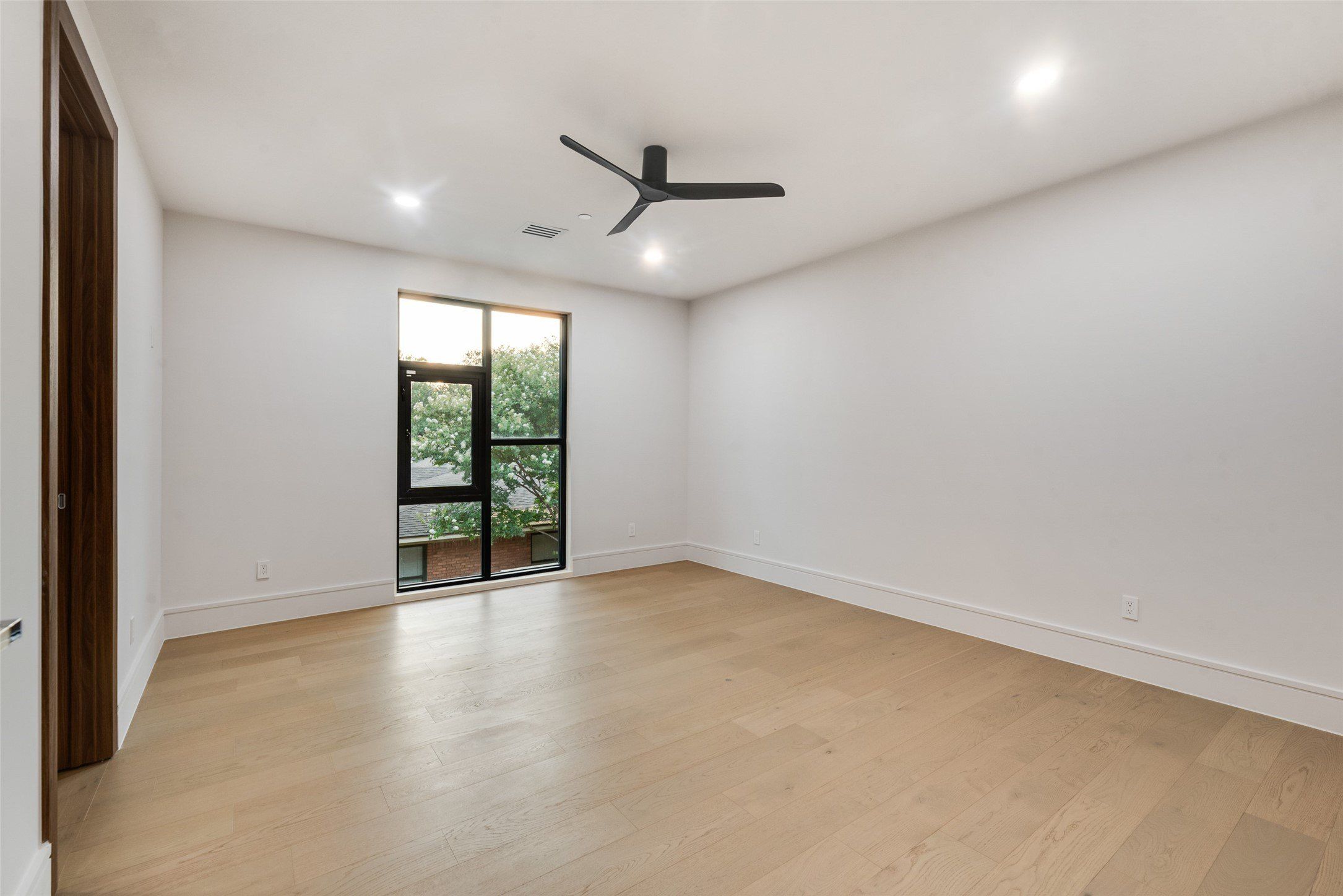 7138 Azalea Lane. Dallas, TX 75230