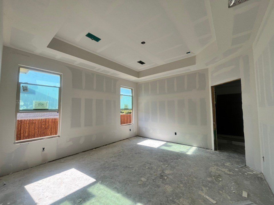 1004 Elmstead Drive. Fort Worth, TX 76108