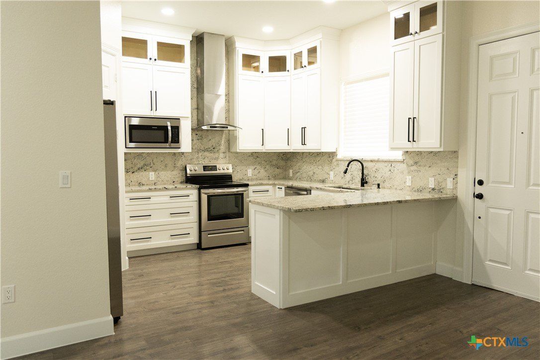300 Front Street. Thorndale, TX 76577