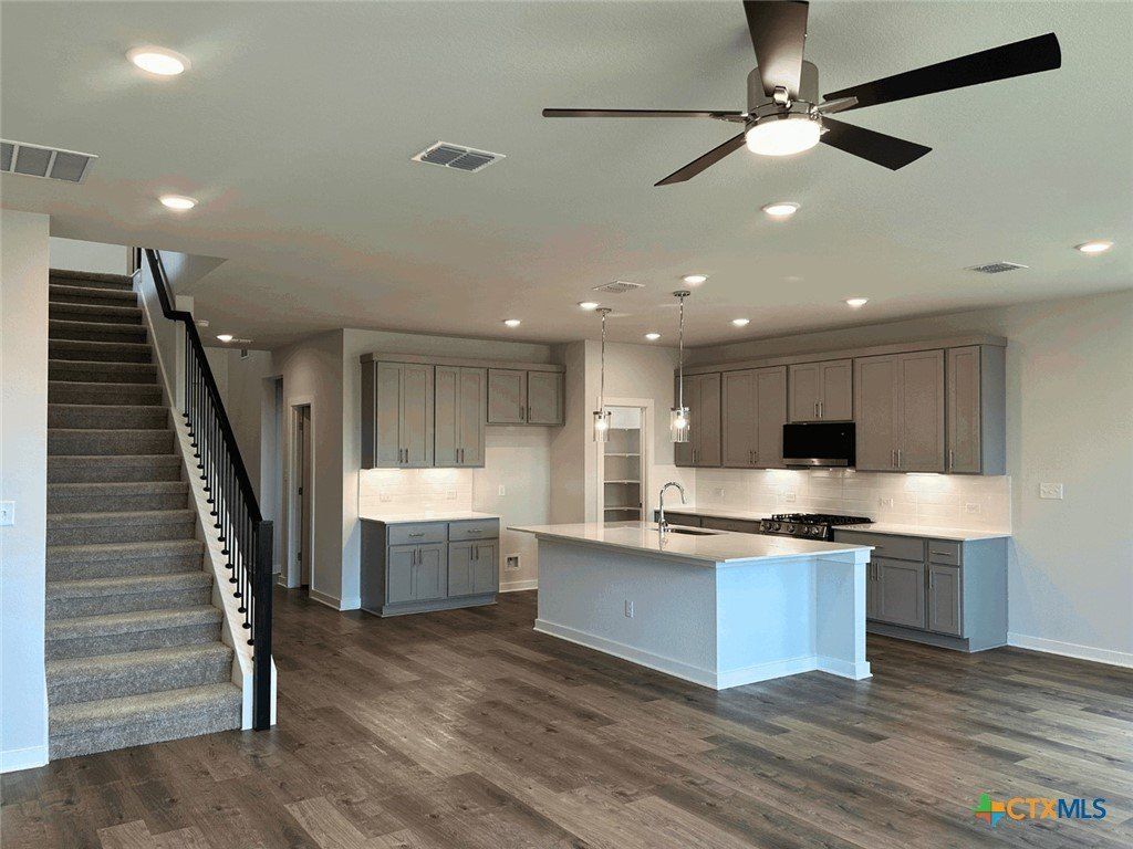 5424 San Pietro Drive. Austin, TX 78747