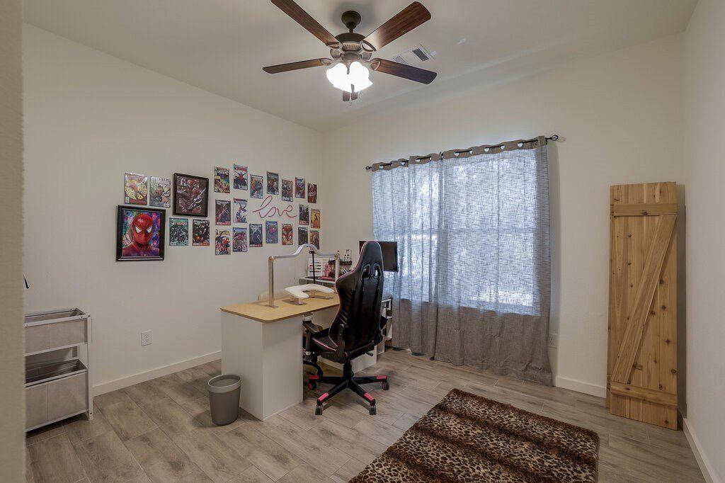 305 W 5Th Street. Maypearl, TX 76064