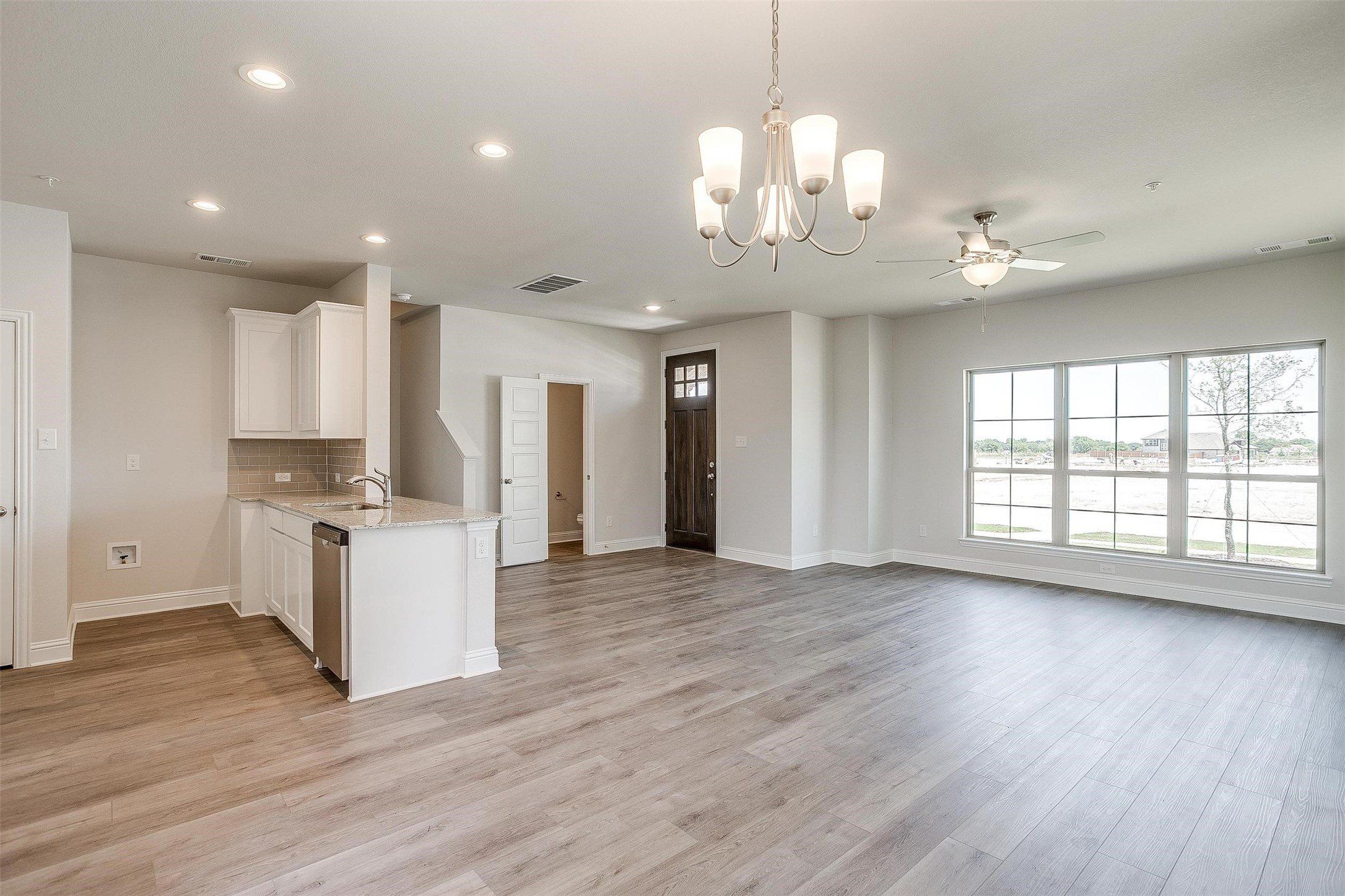 815 Homeplace Circle. Mansfield, TX 76063