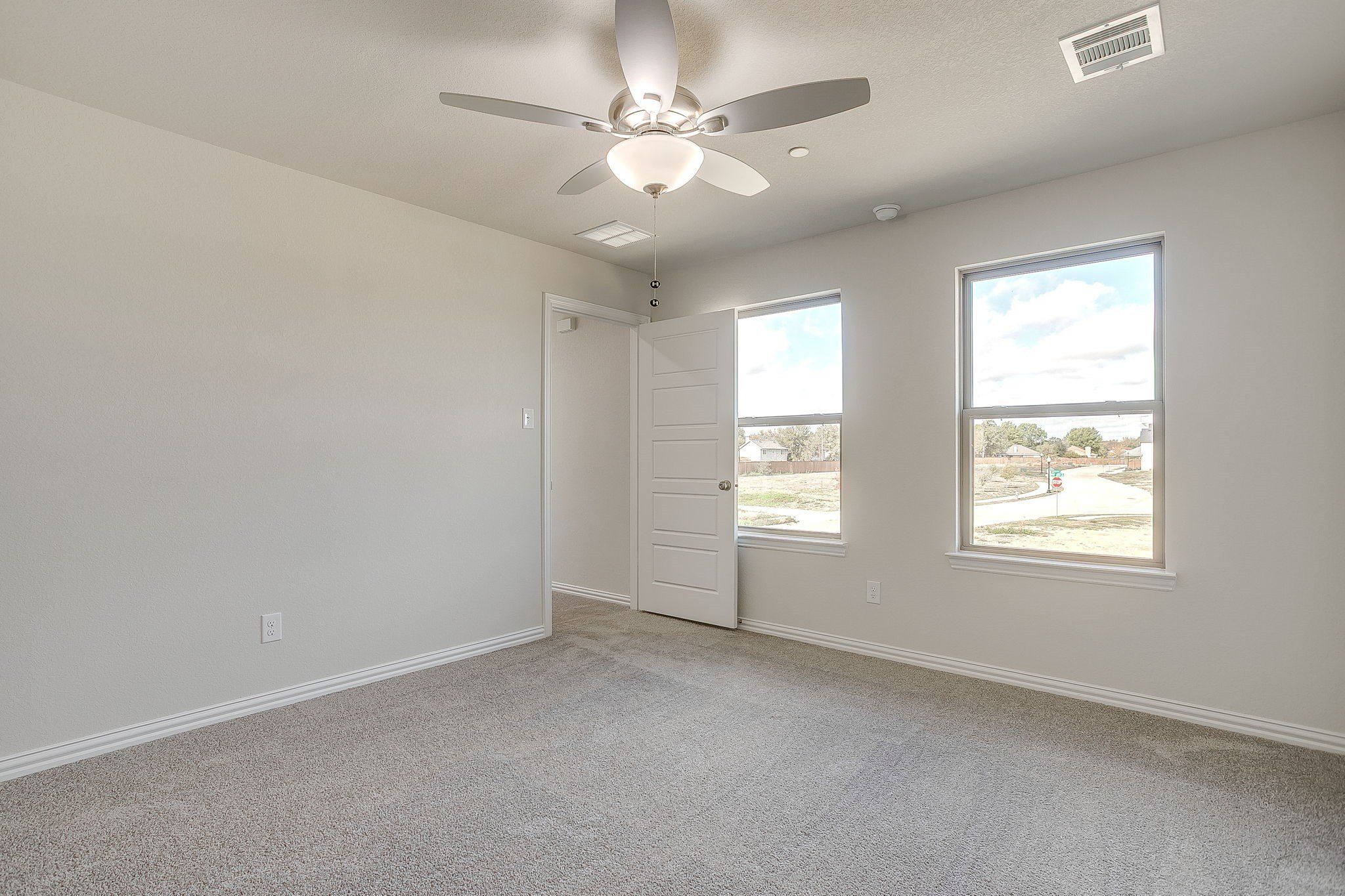 1542 Homeplace Circle. Mansfield, TX 76063