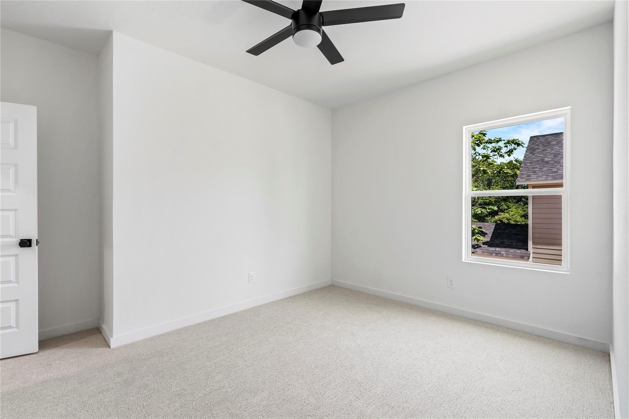 406 Bobbie Street. Dallas, TX 75203