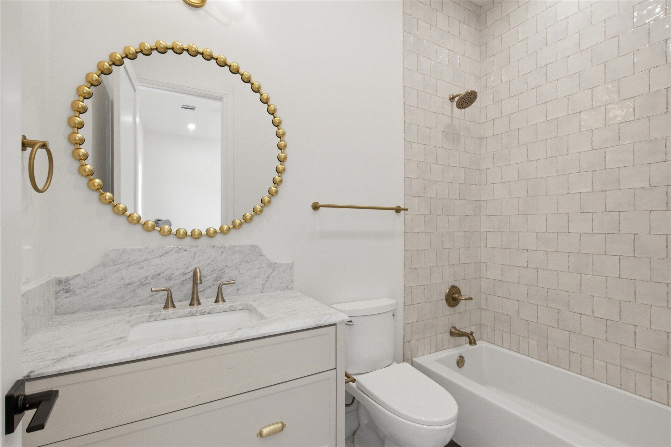 3305 Townsend Drive. Dallas, TX 75229