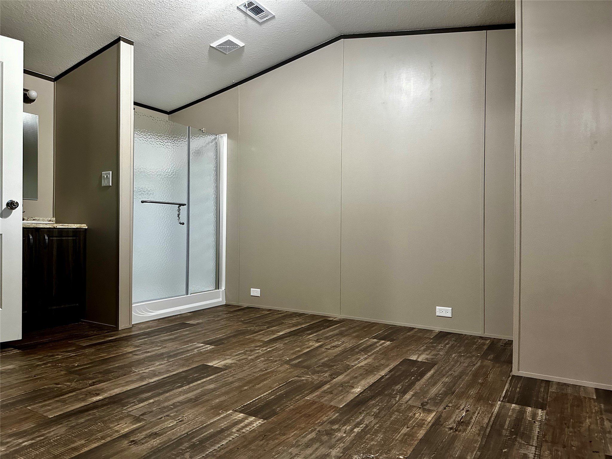 353 Conastoga Road. Valley View, TX 76272