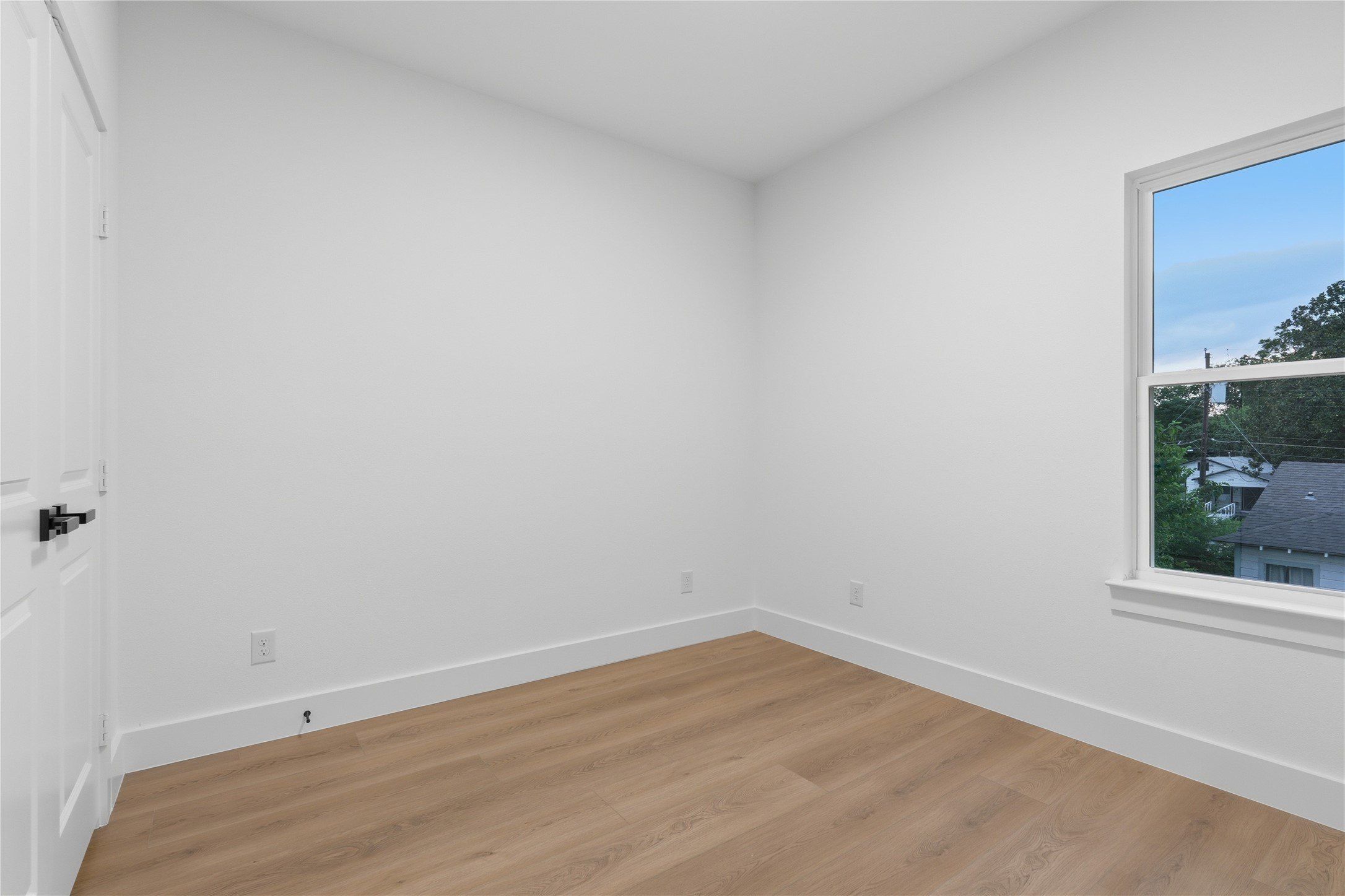 2906 Swanson Street. Dallas, TX 75210