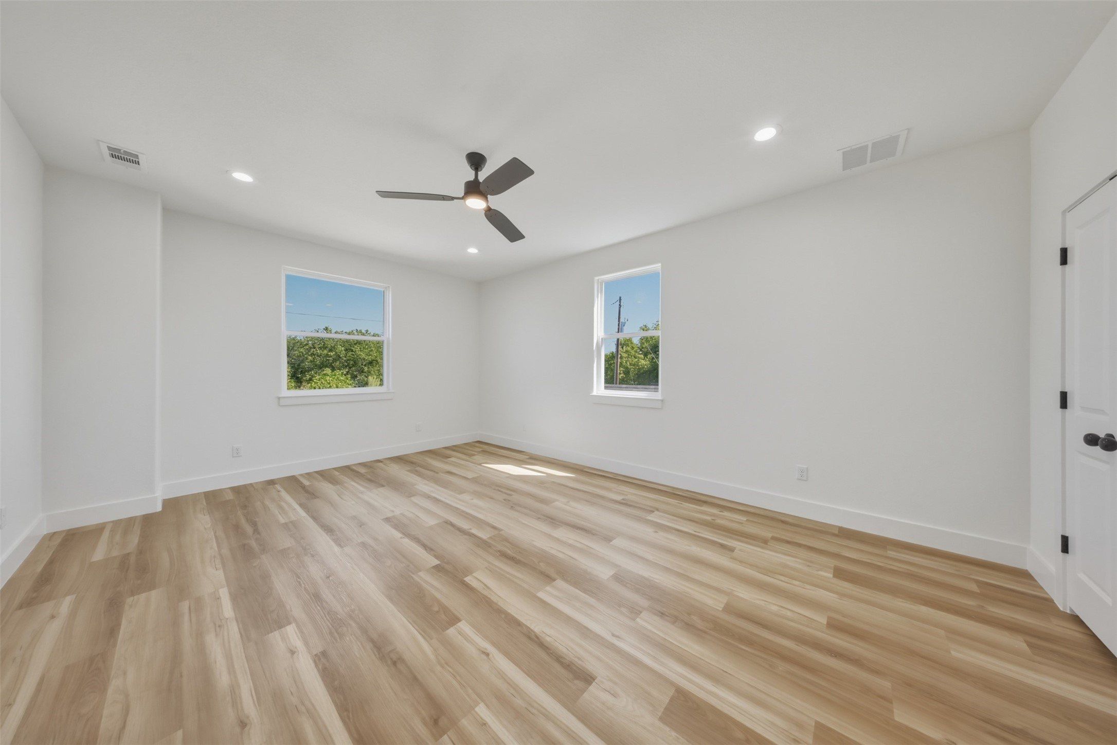5557 Mercedes Circle. Granbury, TX 76048