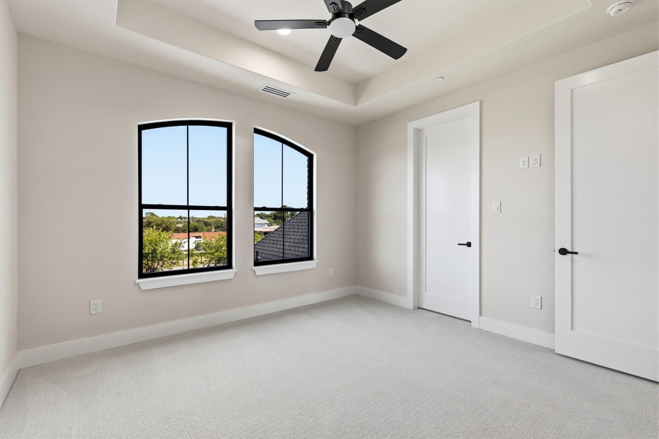 1850 New Castle Court. Lucas, TX 75002