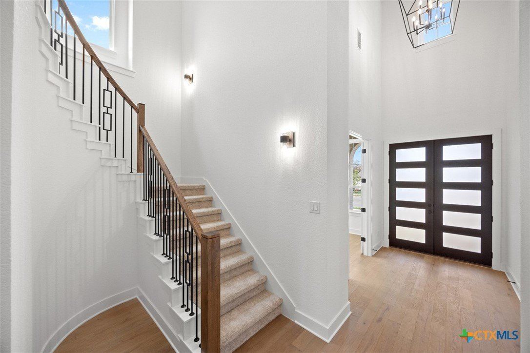 260 Jates Field Bend. Liberty Hill, TX 78642