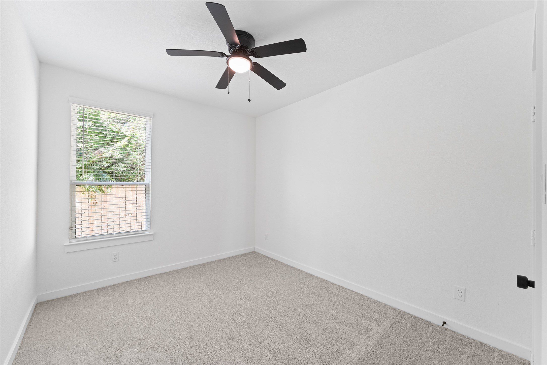 2723 Lagow Street. Dallas, TX 75210