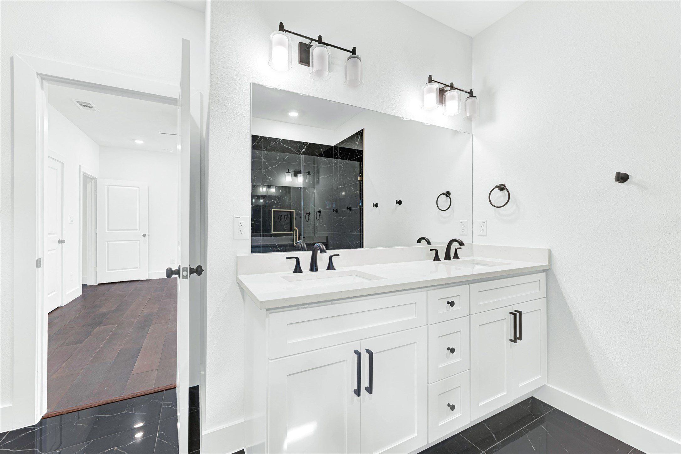 2821 Morse Street. Greenville, TX 75401