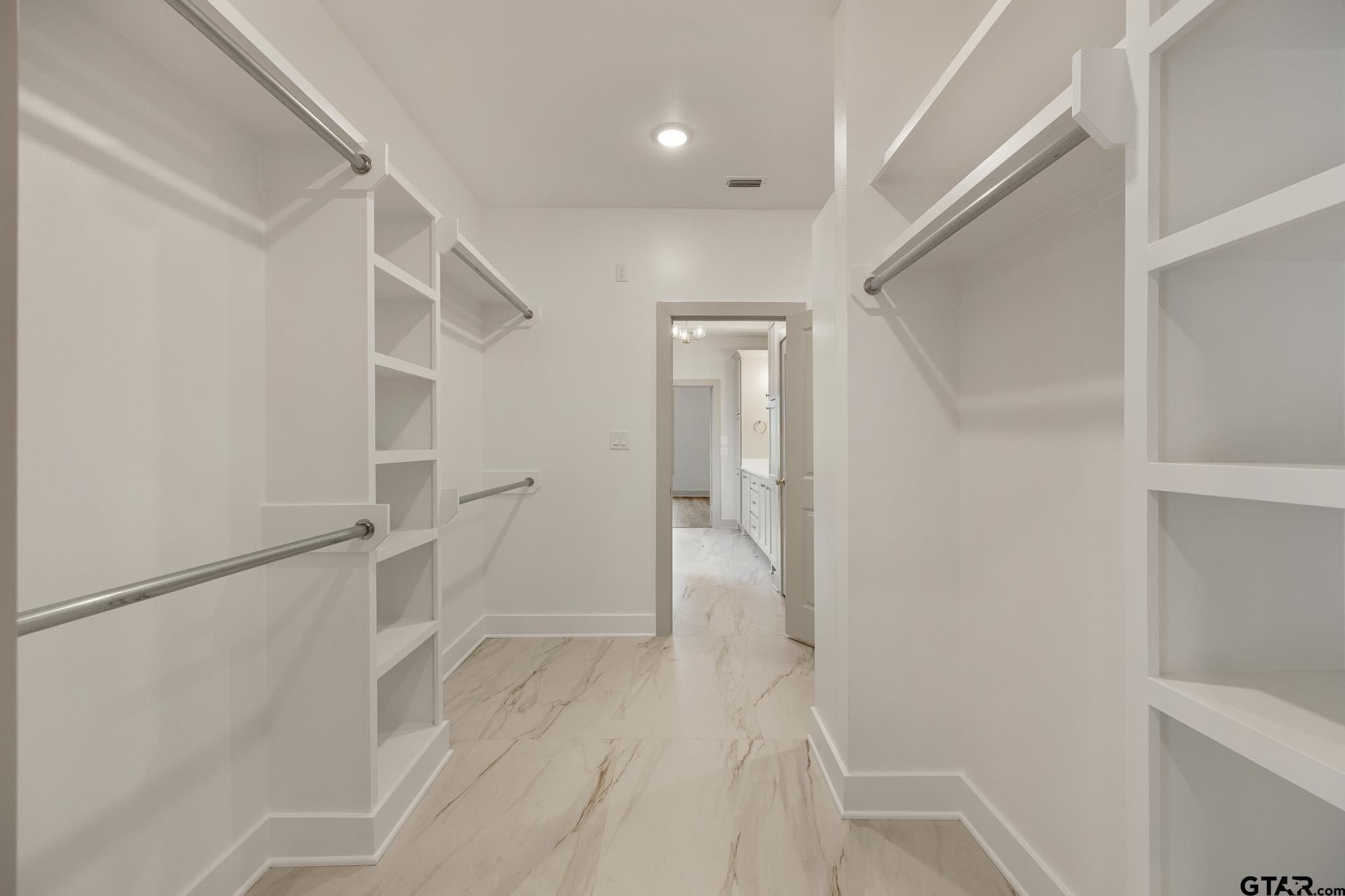 512 Artesian Meadows Drive. Bullard, TX 75757