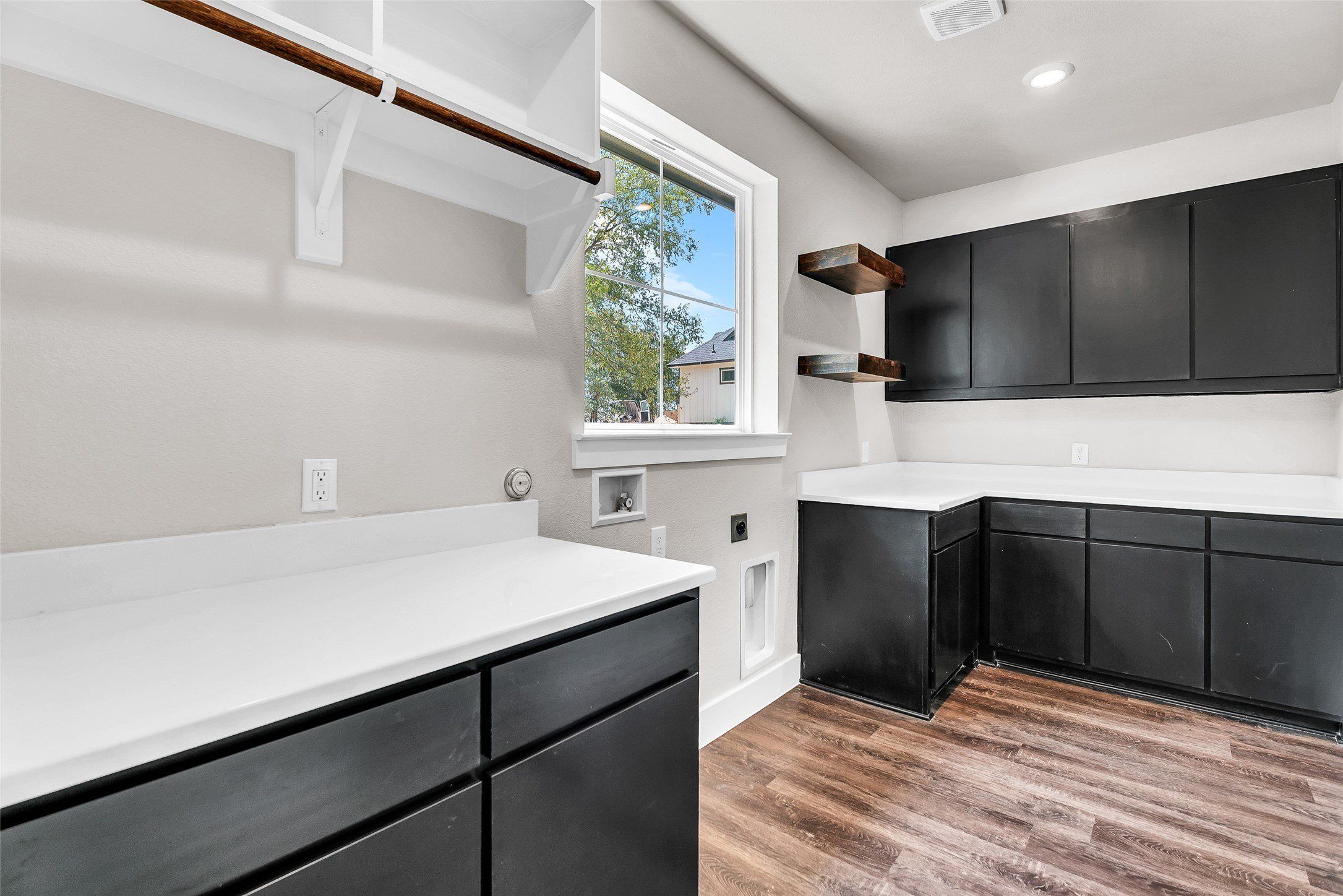 Tbd 4 Slate Rock Road. Ennis, TX 75119