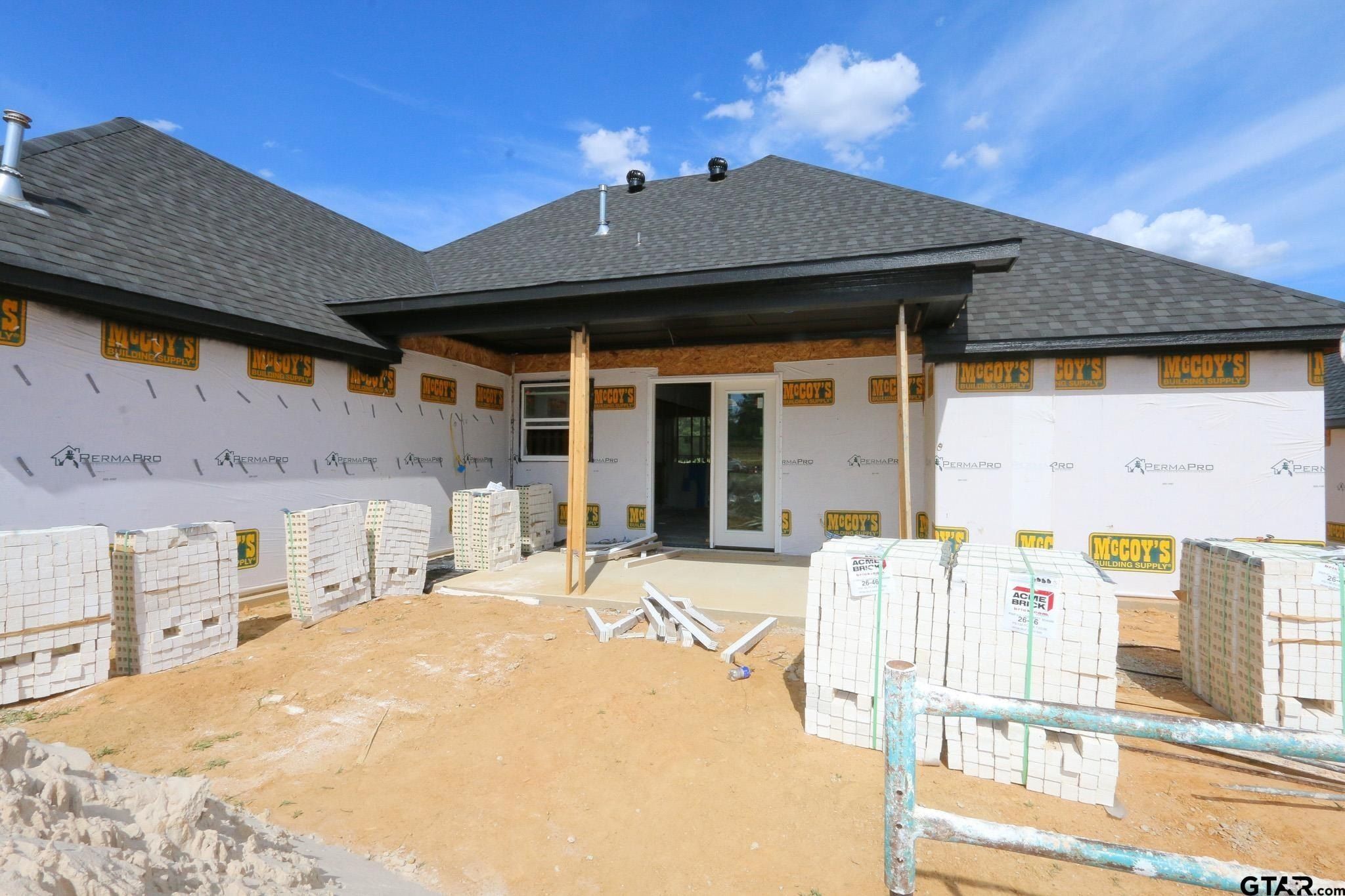 15207 Coop Lane. Tyler, TX 75703