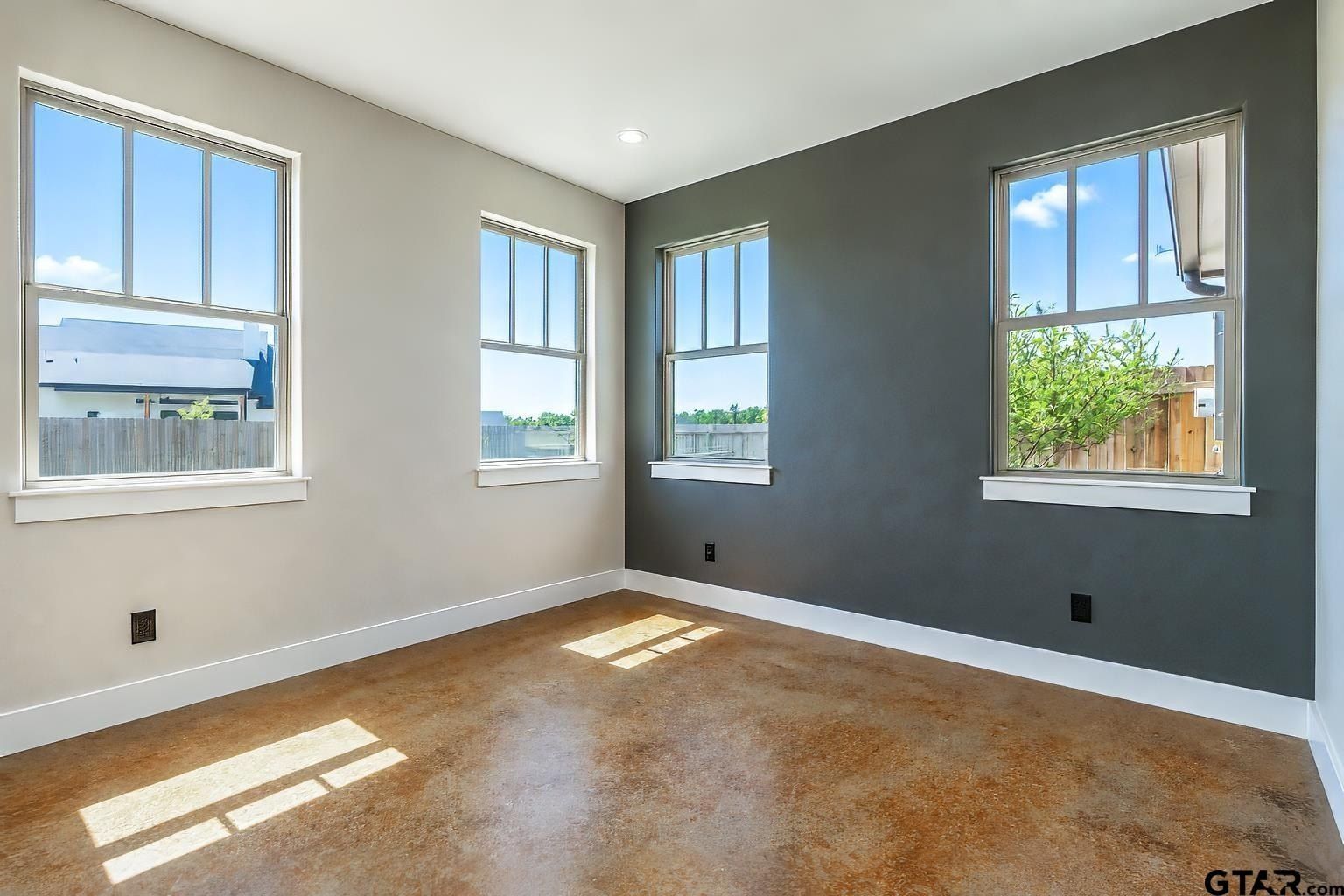 12265 Madison Xing. Bullard, TX 75757