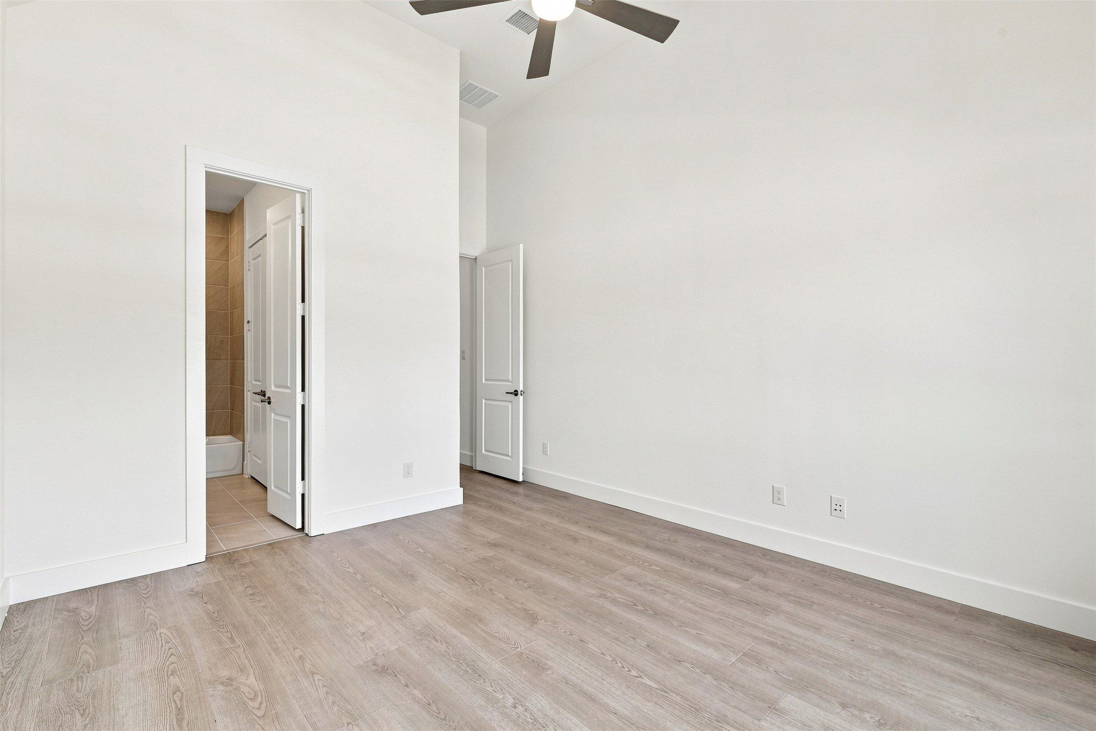 15264 Heartland Drive. Frisco, TX 75035