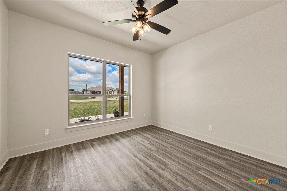 138 Dana Point Road. Lorena, TX 76655