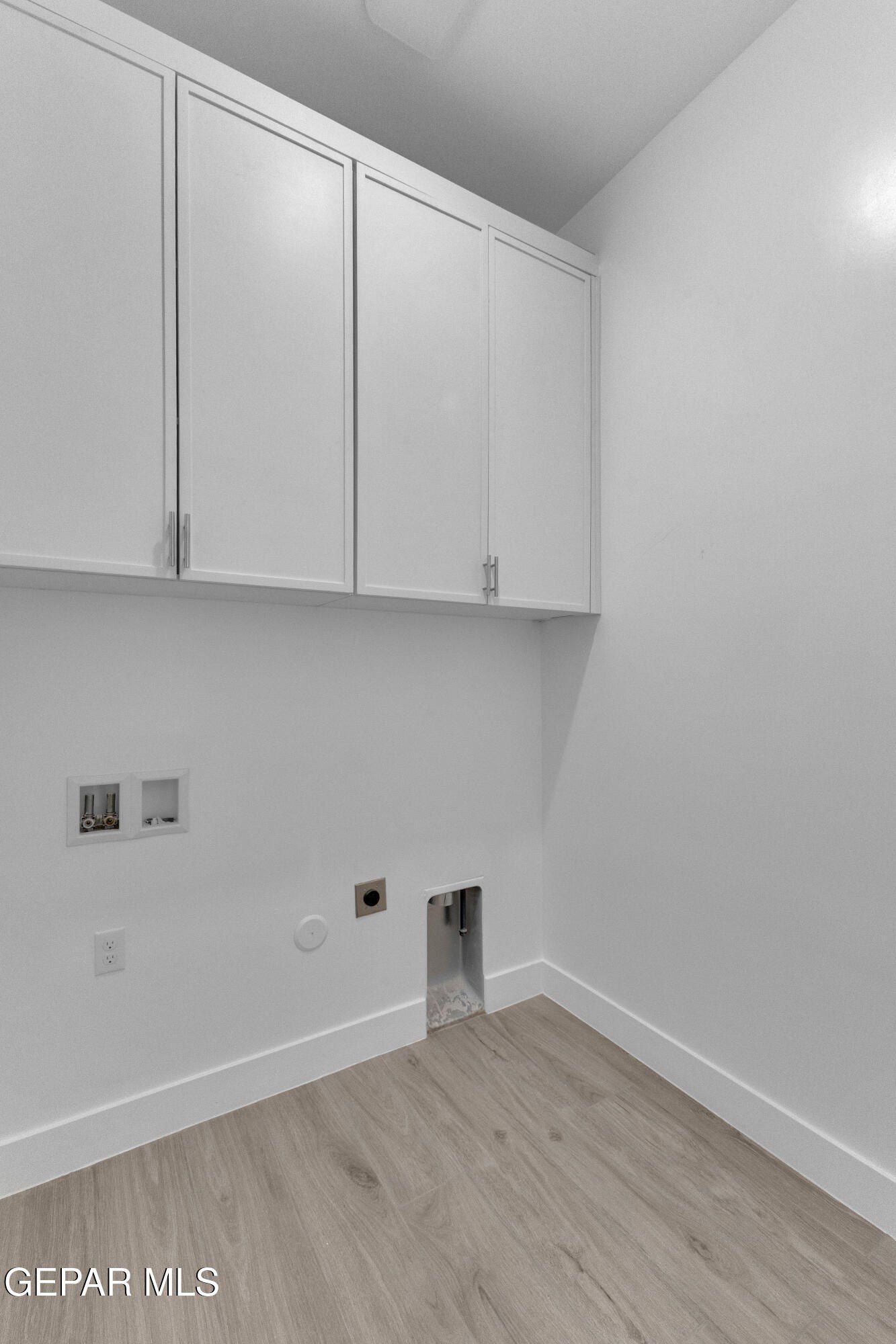 12348 Ben Dowell. El Paso, TX 79934