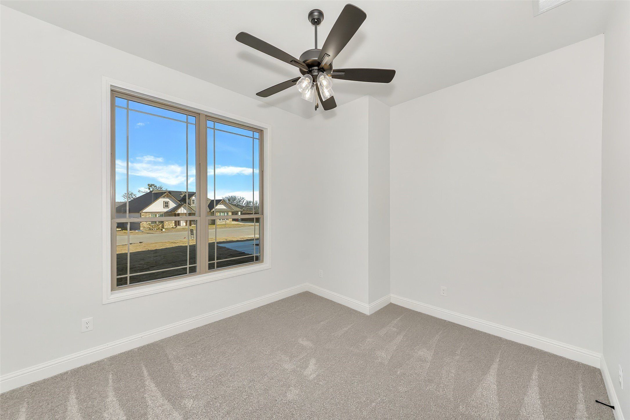 801 Holiday Hills Drive. Mineral Wells, TX 76067