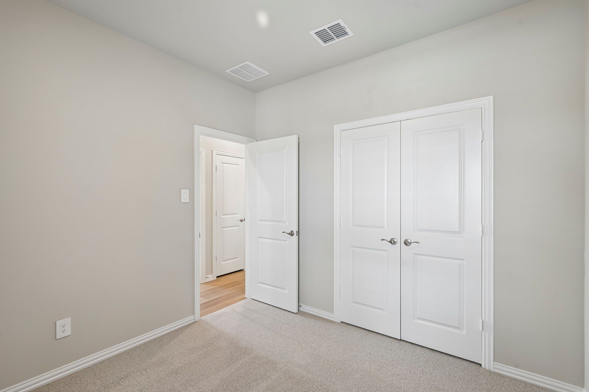 122 Winchester Hill Lane. McKinney, TX 75071