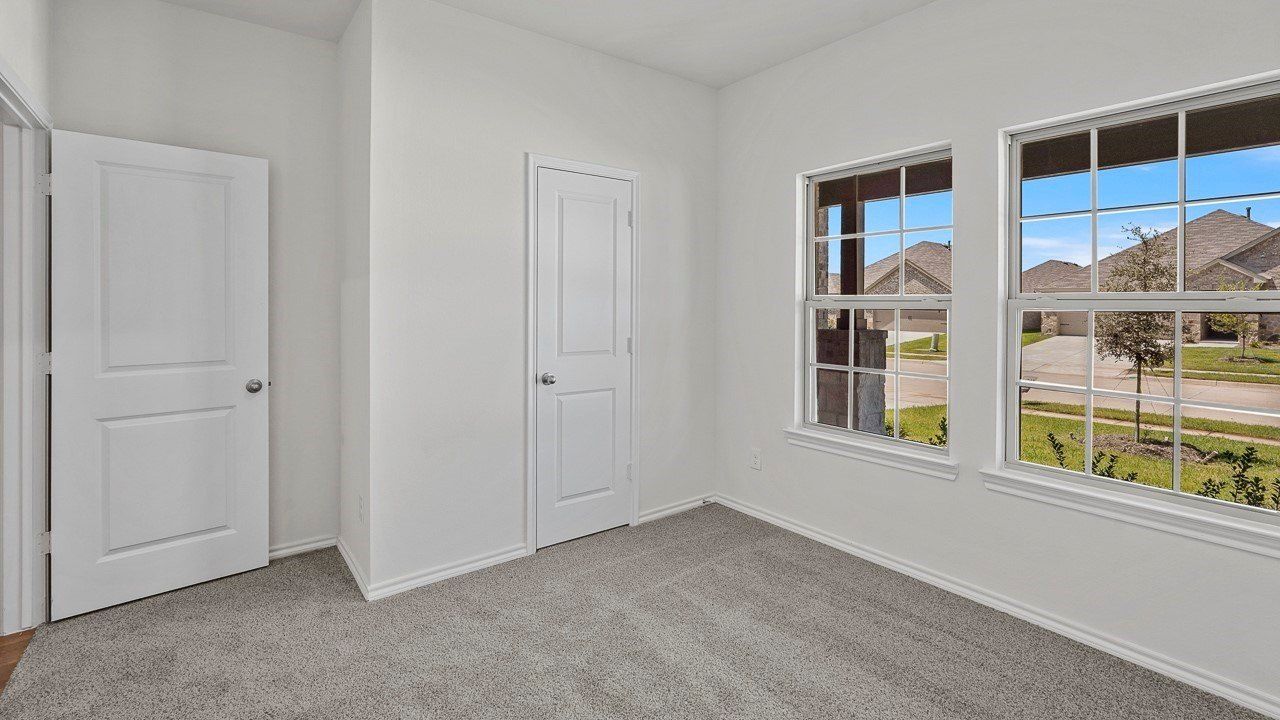 354 Shaw Creek Boulevard. Ferris, TX 75125
