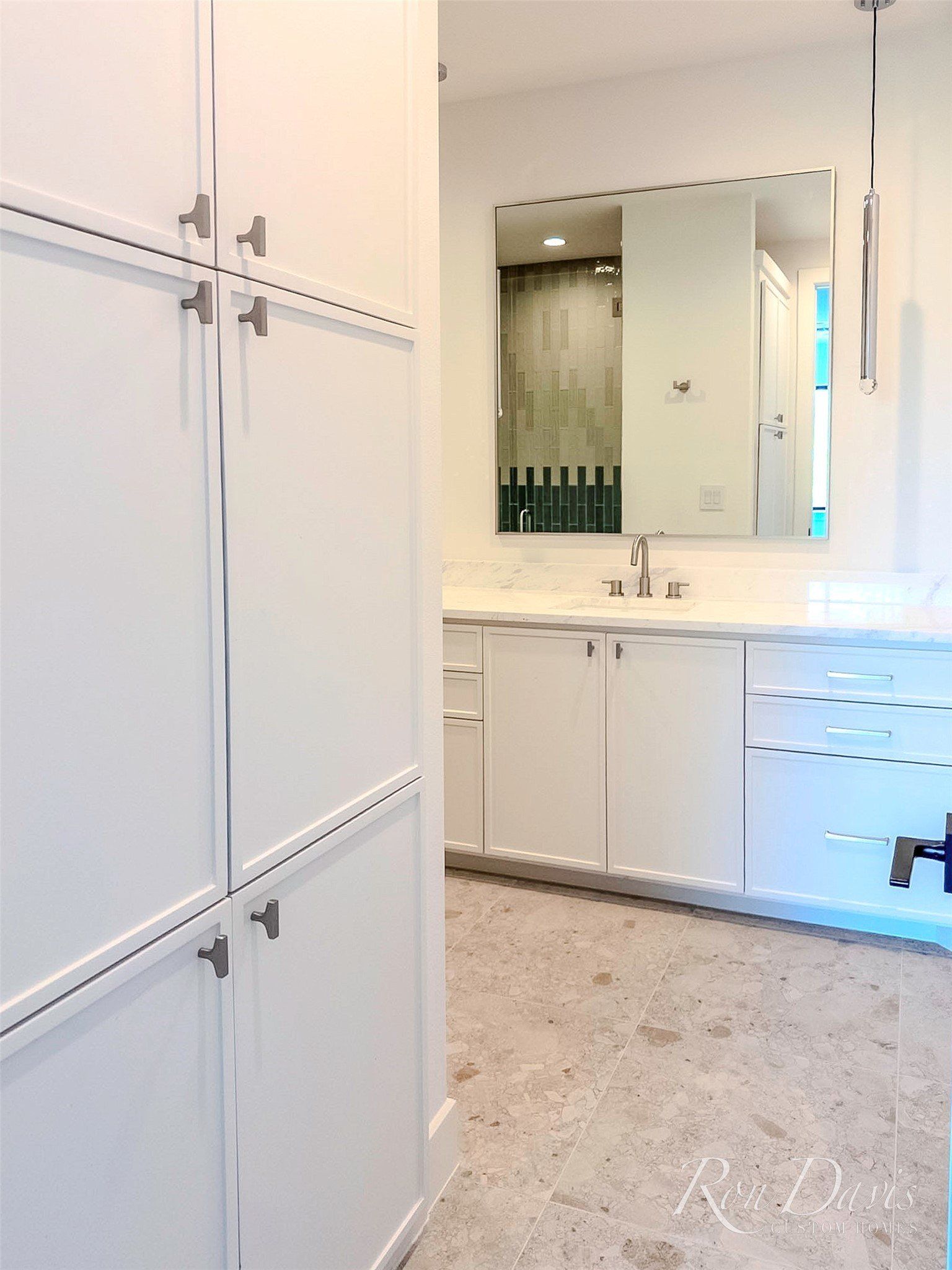 9845 Lenel Place. Dallas, TX 75220