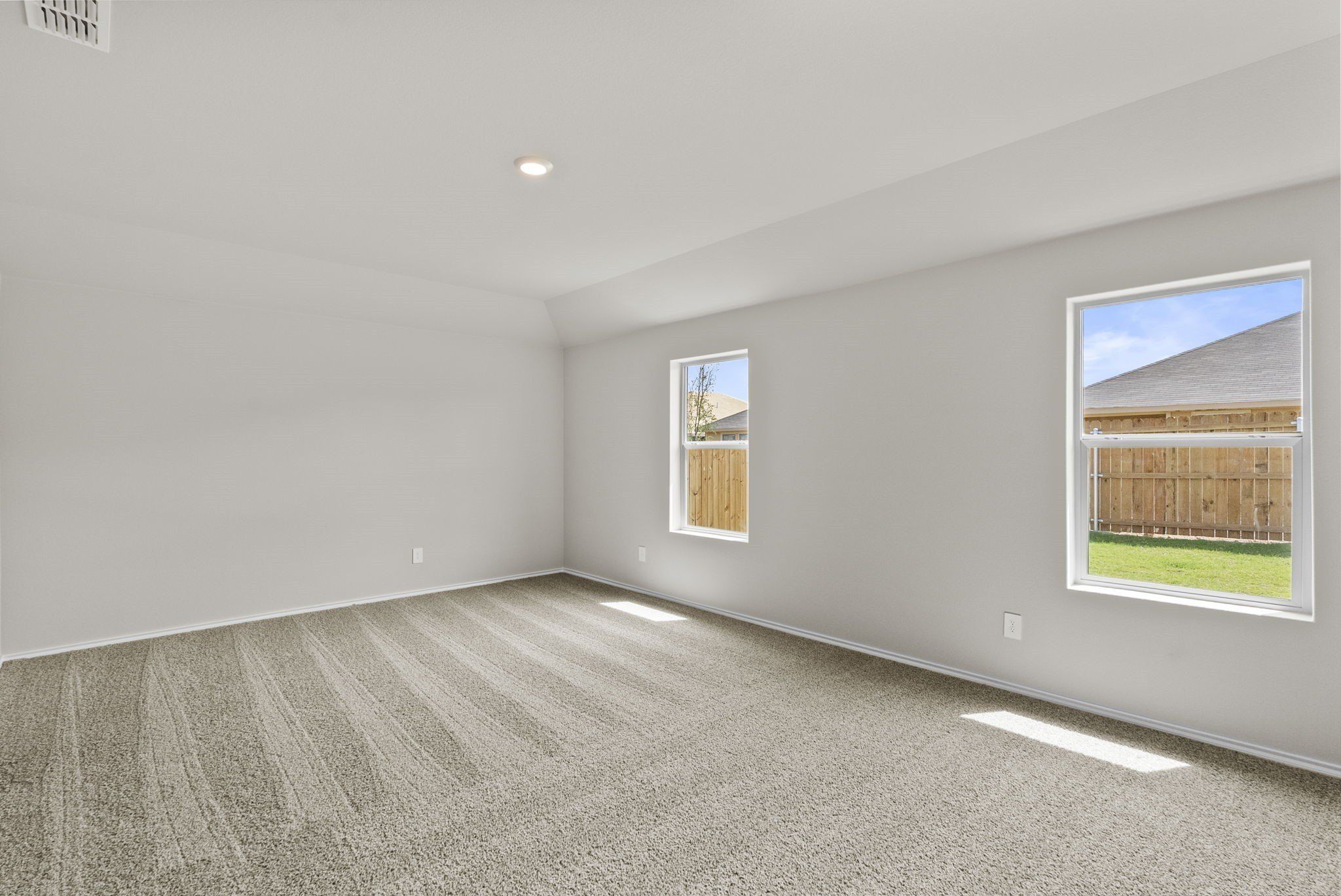 4253 Trickling Creek Lane. Fort Worth, TX 76036