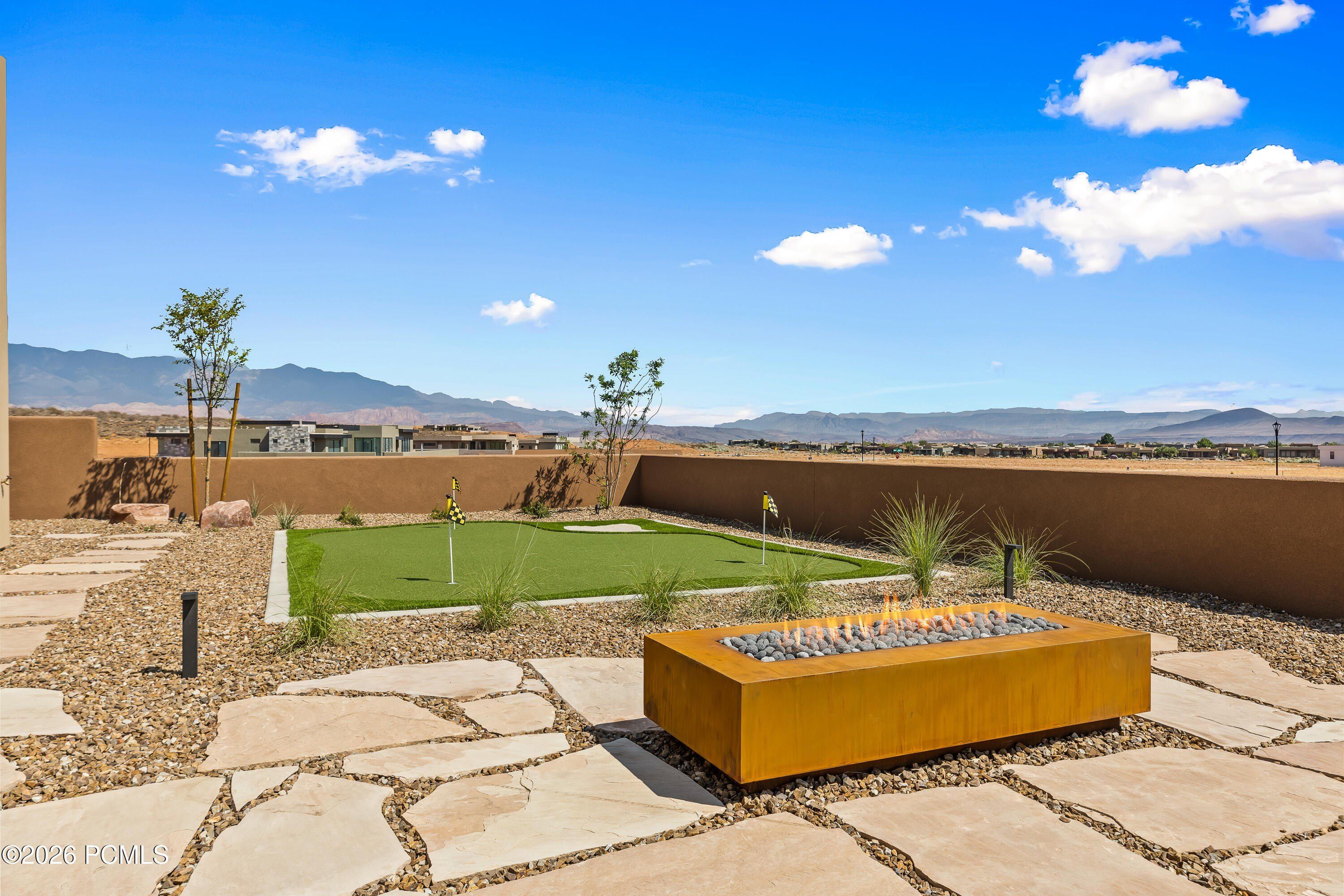 3337 Cottontail Way. Hurricane, UT 84737