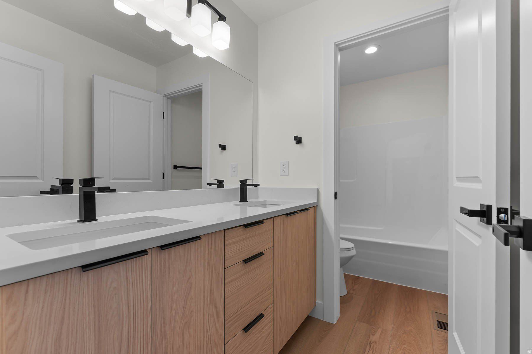 274 E 670 S. Payson, UT 84651