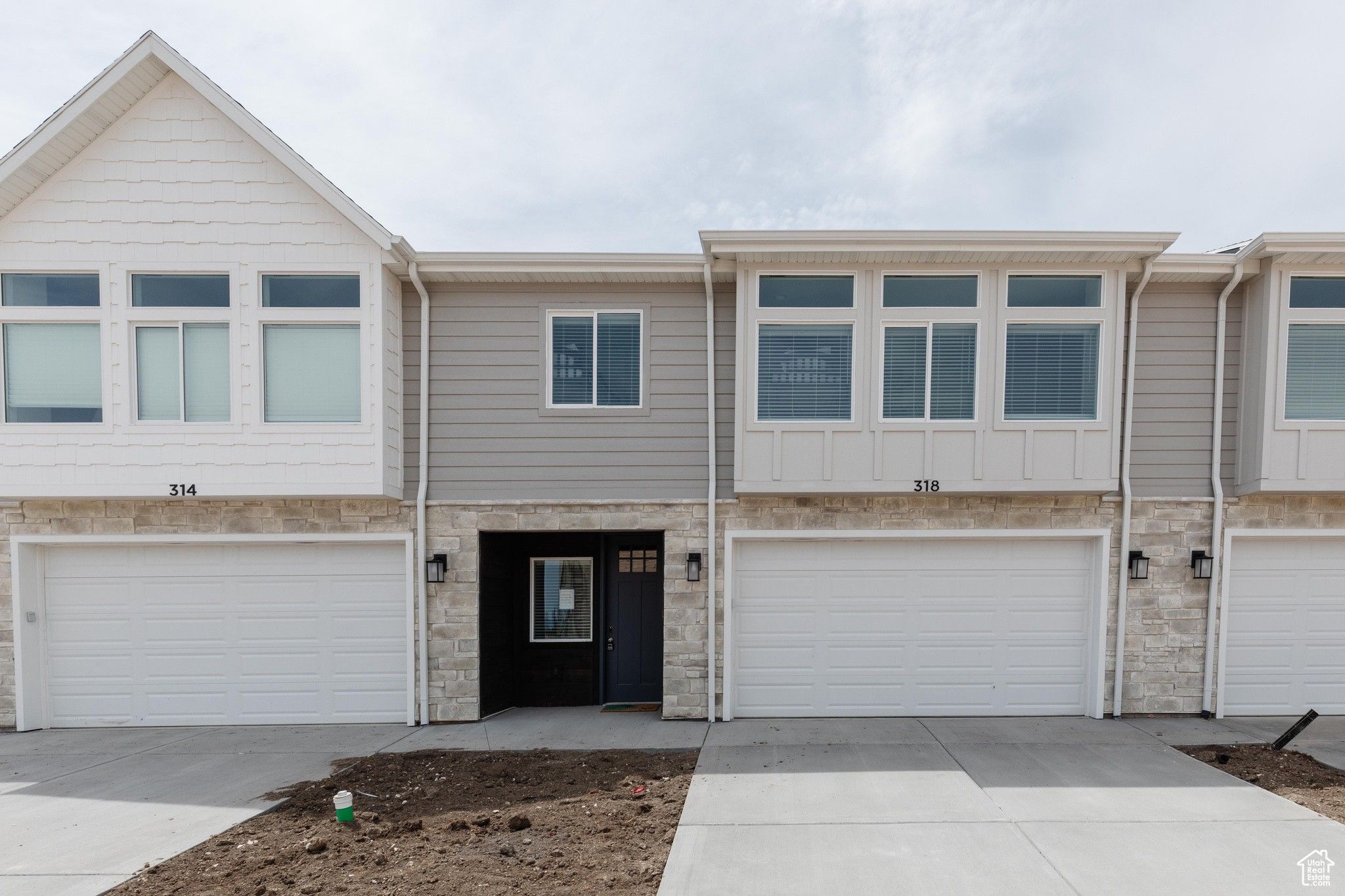 560 Blue Lake St. Garden City, UT 84028