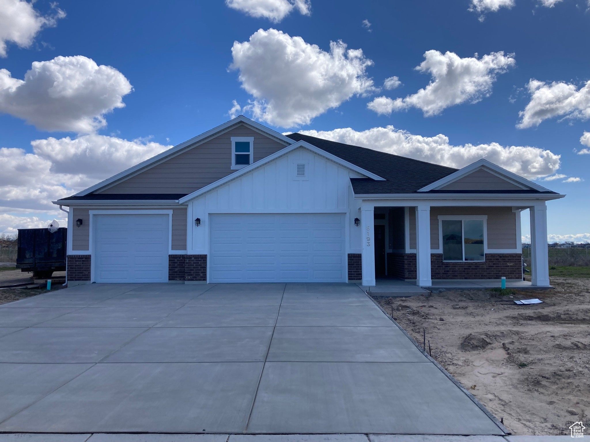 5193 W 3250. Hooper, UT 84315