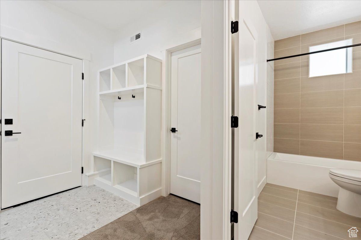 1568 Hudson St Unit 1. Ogden, UT 84404