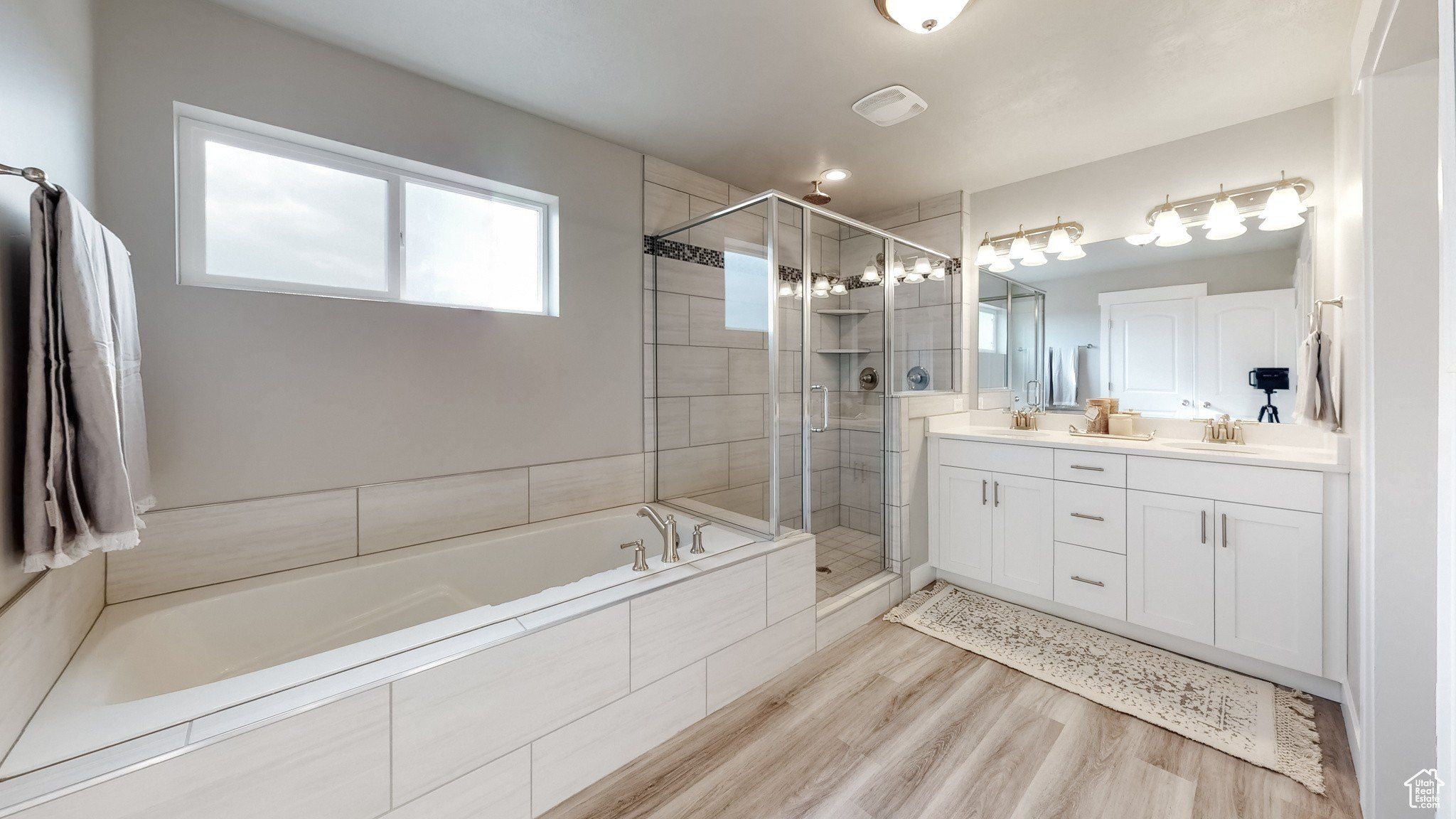 165 S 2800 E Unit 102. Spanish Fork, UT 84660