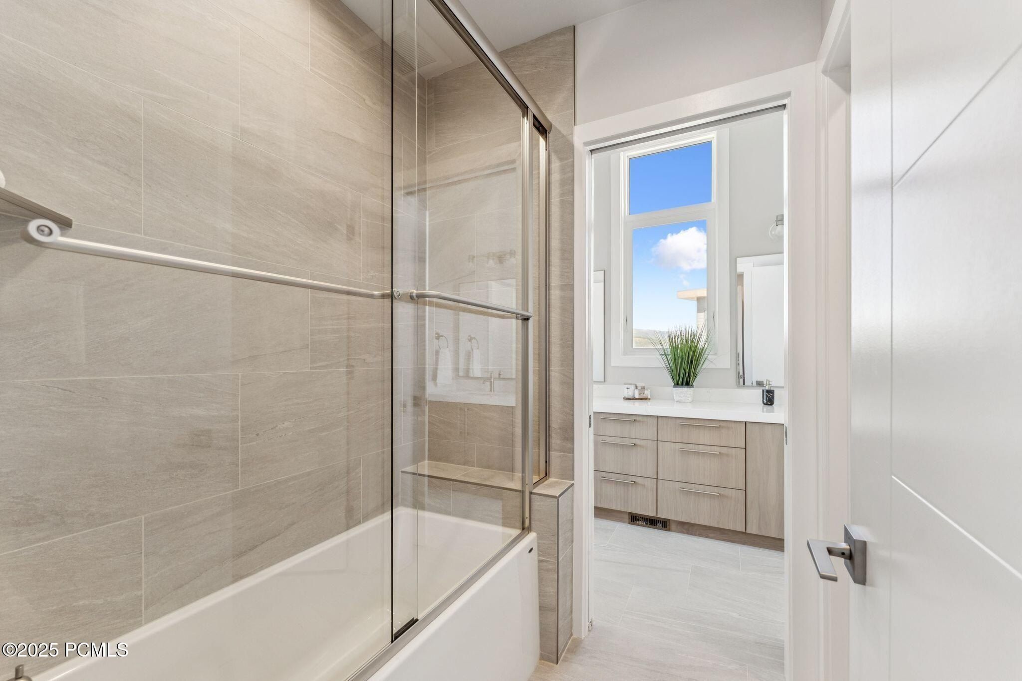 881 E Grizzly Draw Court Unit 75. Hideout, UT 84036